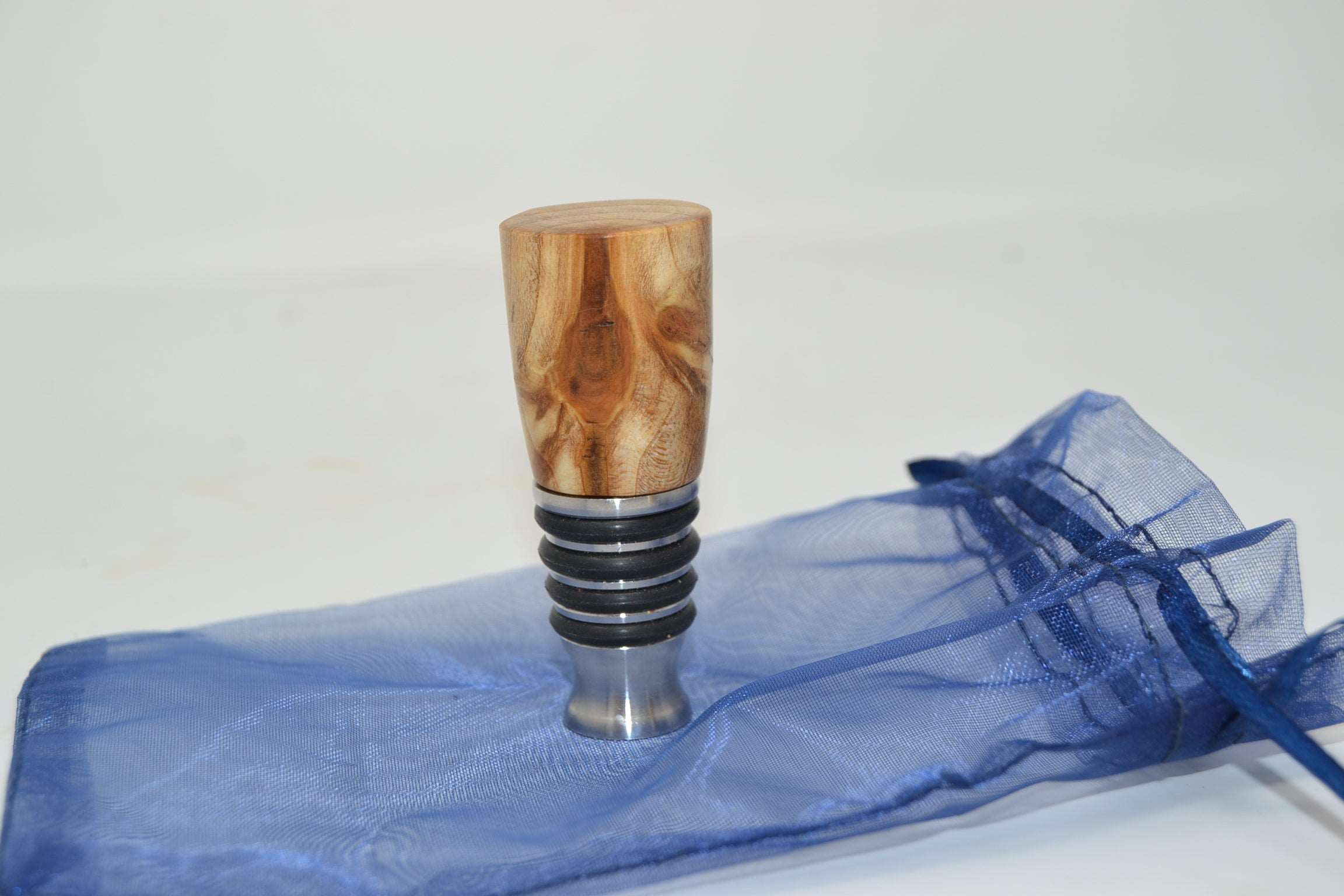 Holz Weinstöpsel Flaschenstöpsel Thuja Handarbeit Edelstahl