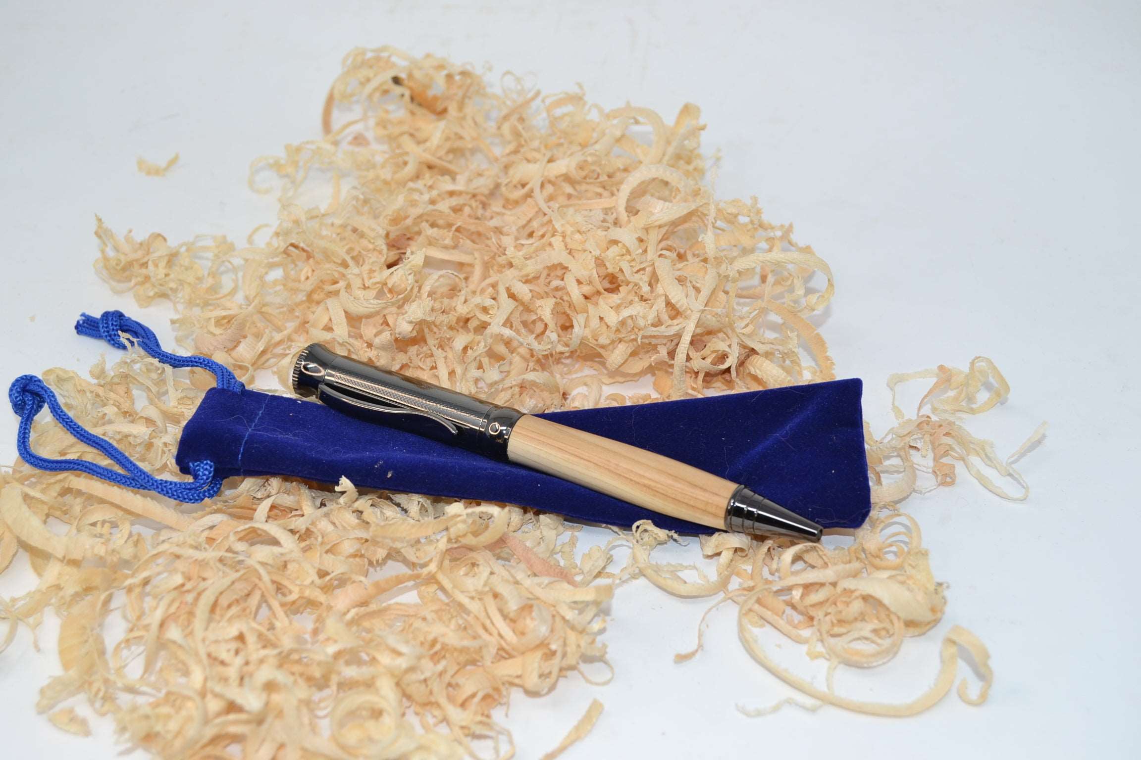 Holzkugelschreiber Kugelschreiber Flieder gun metallic Unikat Geschenk