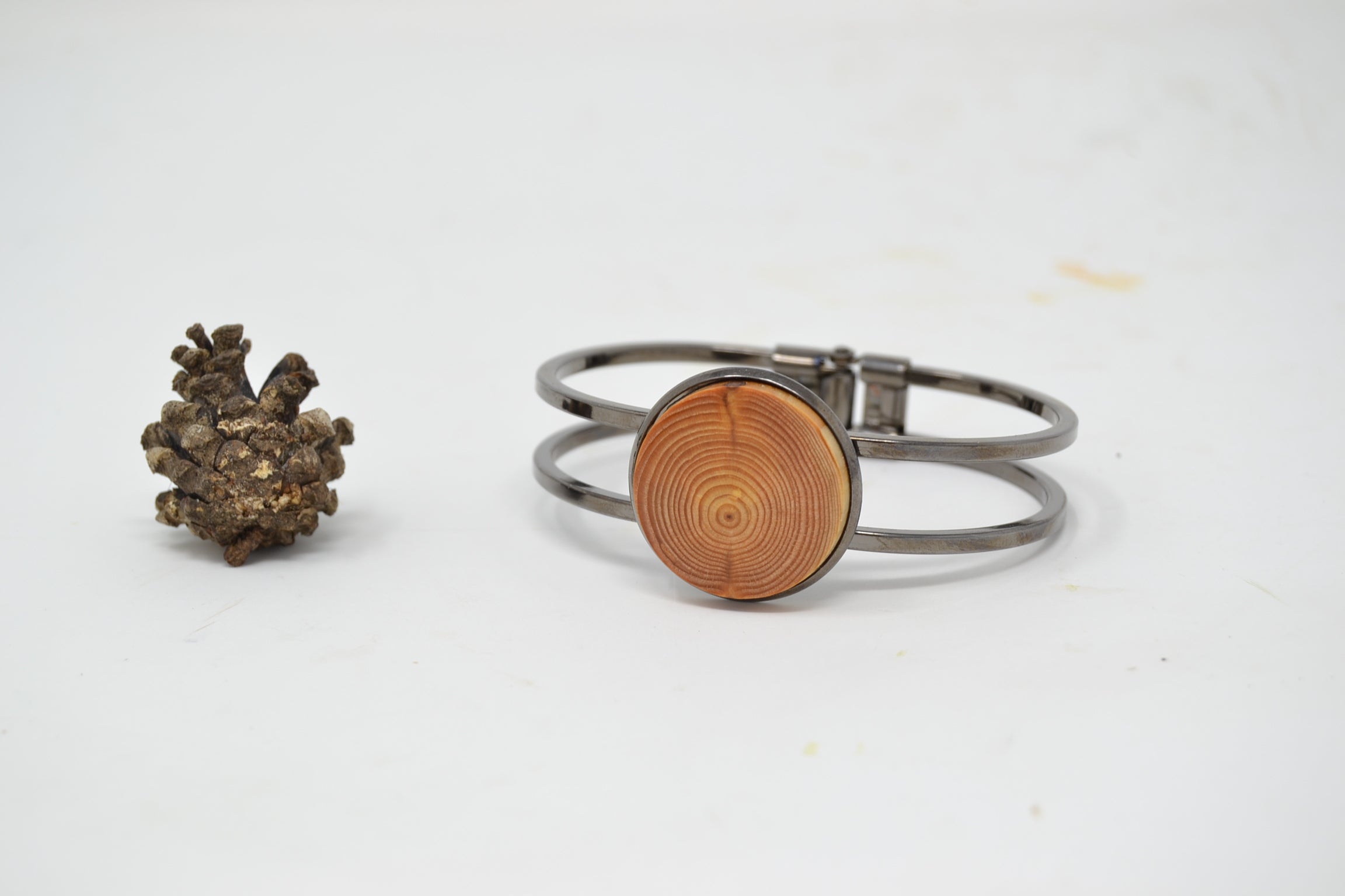 Holz Armreif aus Lärchenholz