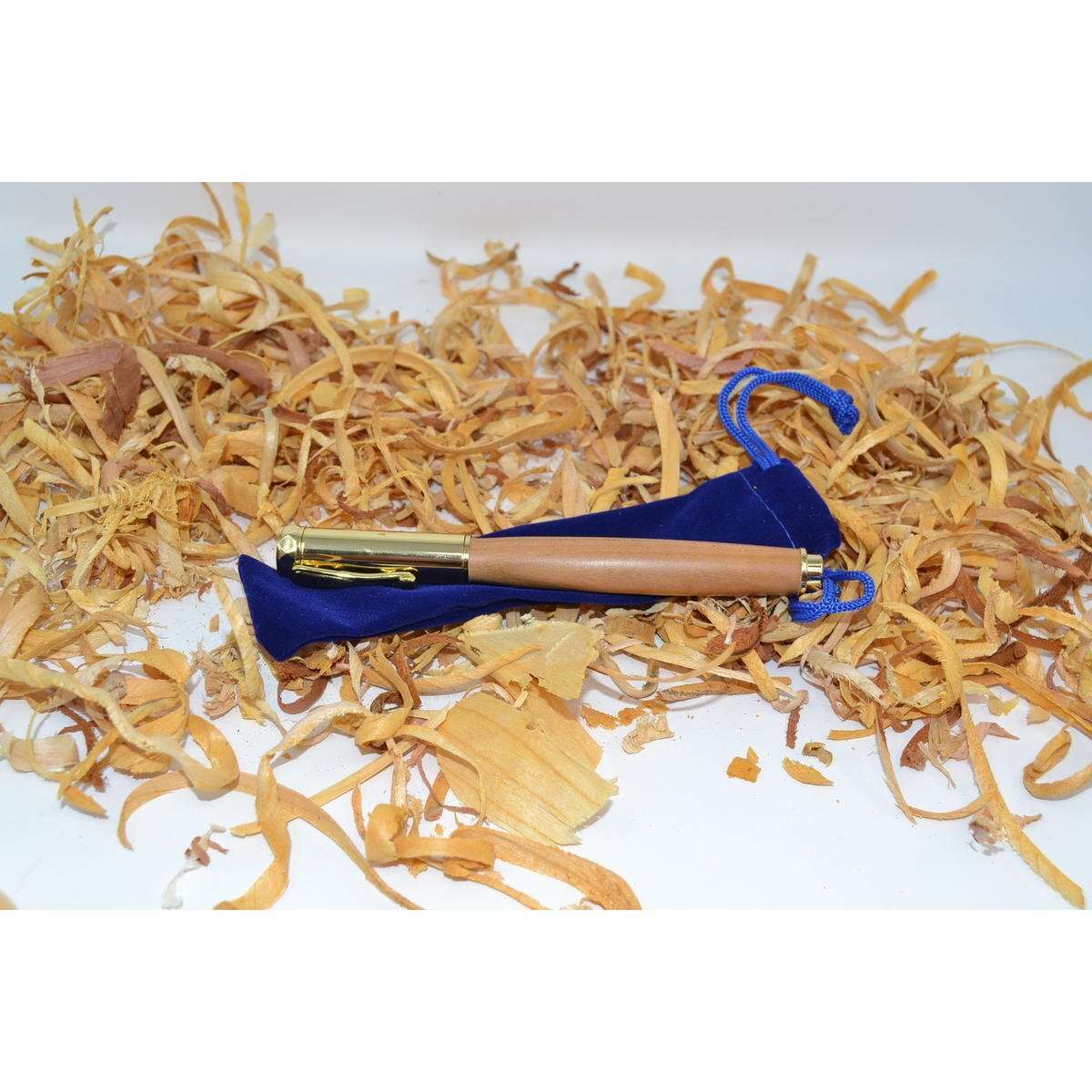 Holzfüllfeder Kirsche Magnetkappe Handarbeit