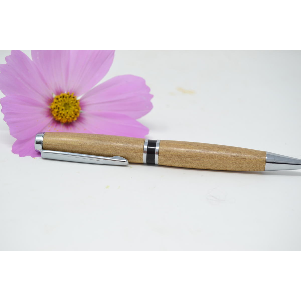 Holzkugelschreiber Robinie