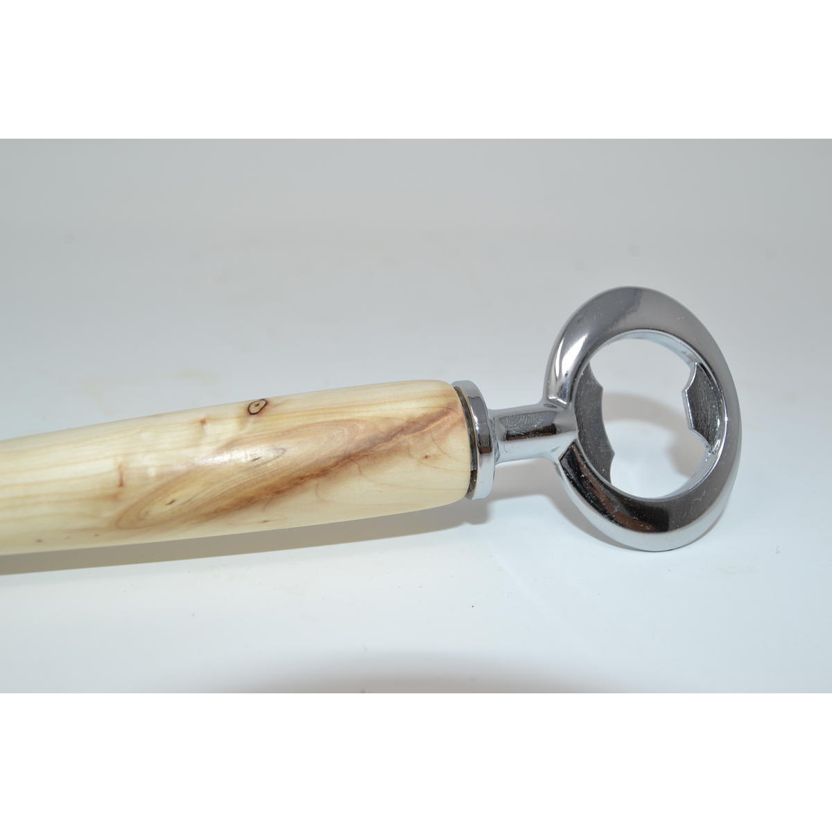 Holz Flaschenöffner aus Wacholderholz