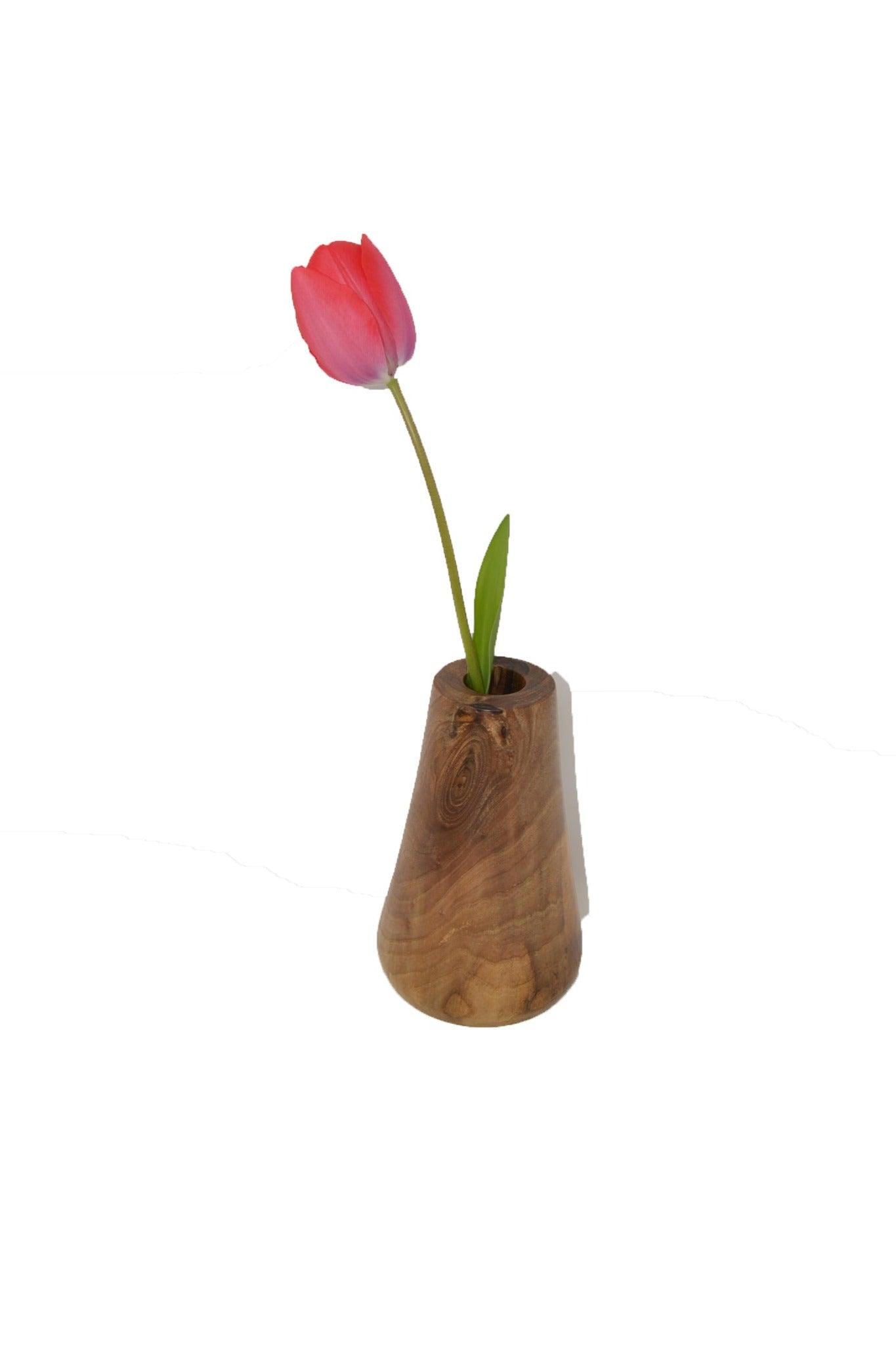 Holzvase aus Walnussholz