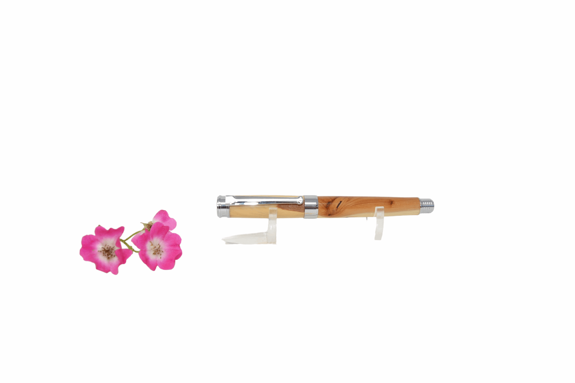 Holzfüllfeder aus Eibe mit Schraubkappe Handarbeit