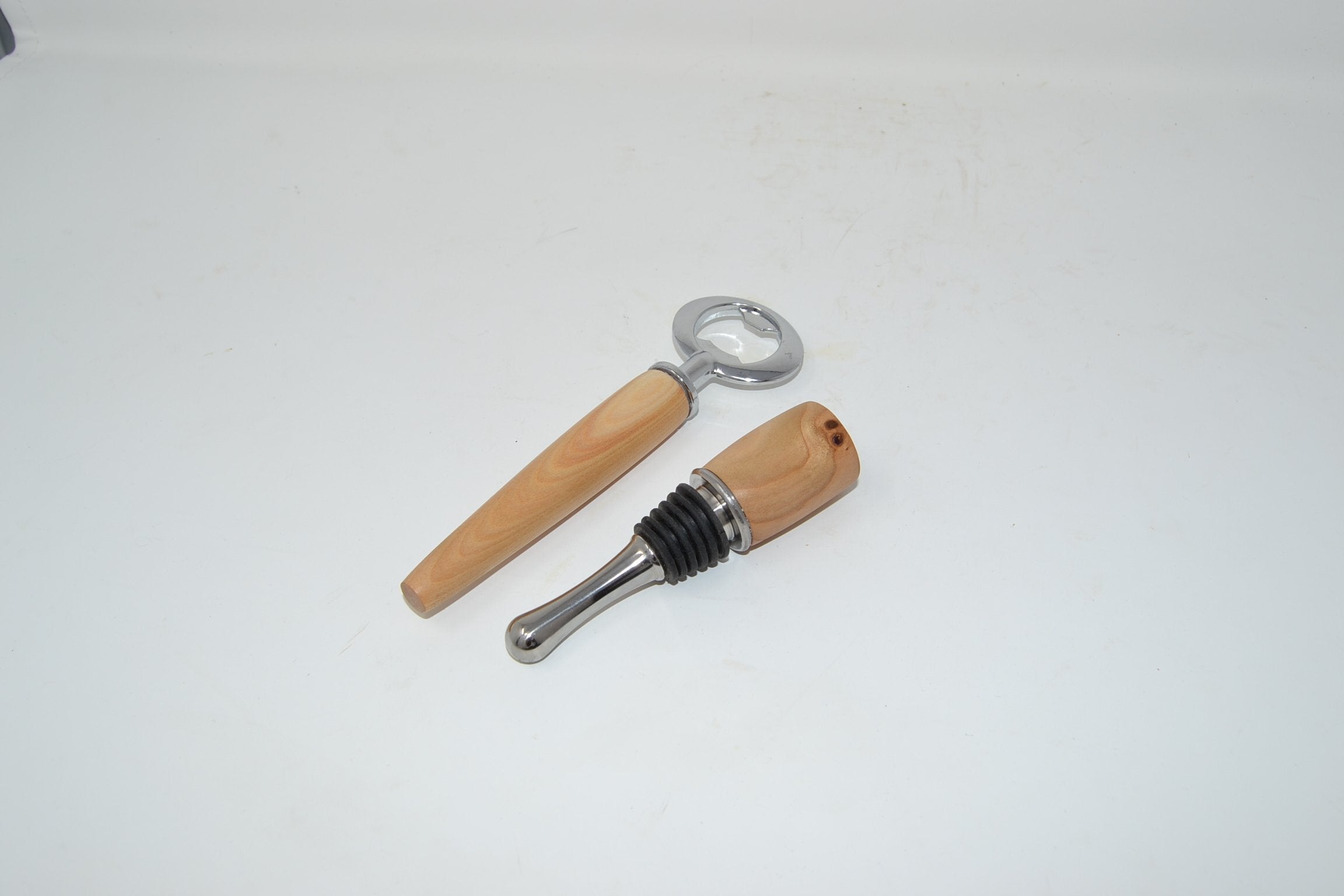 Holz Geschenkset Flaschenöffner & Holz Weinstöpsel aus Kirsche