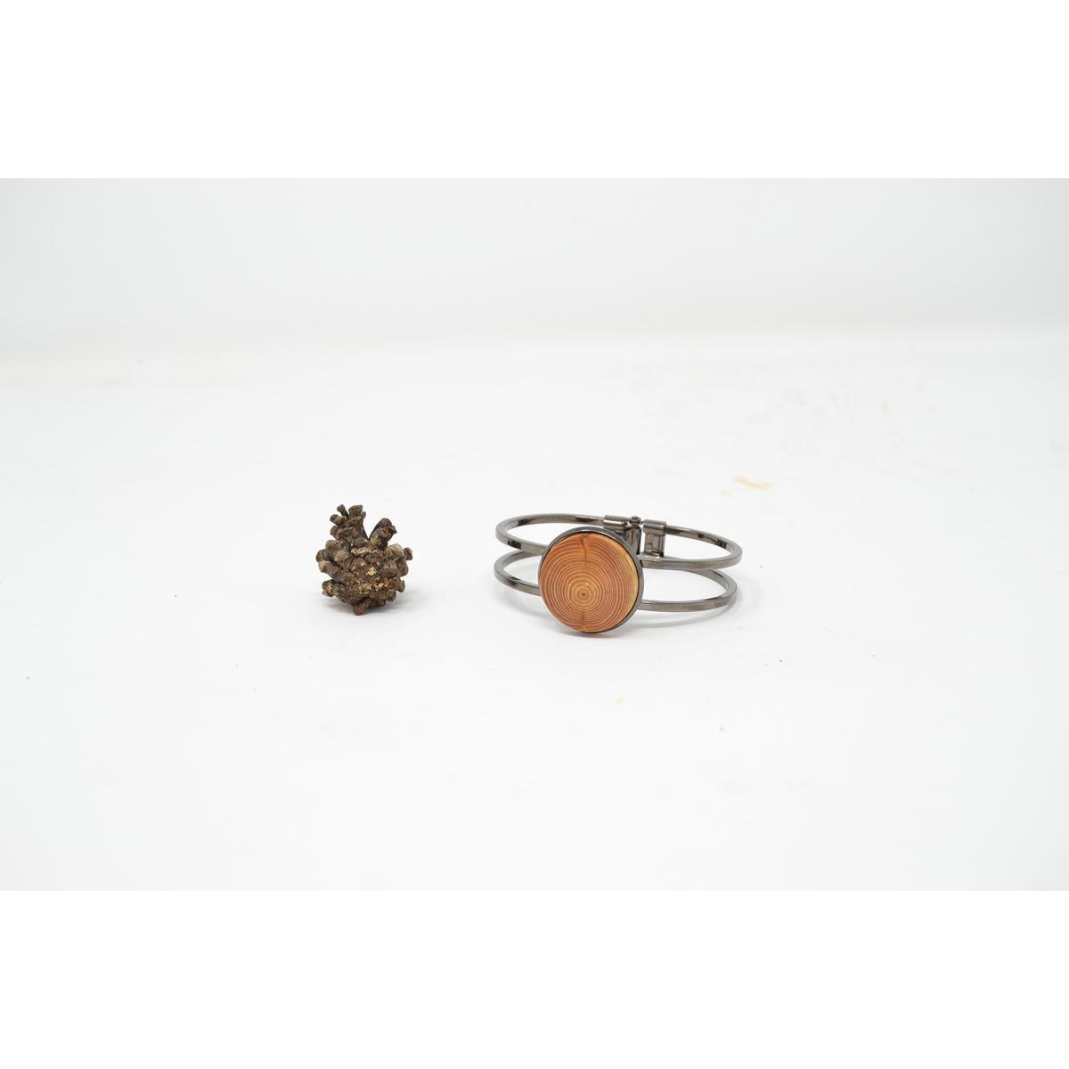 Holzarmreif aus Lärchenholz