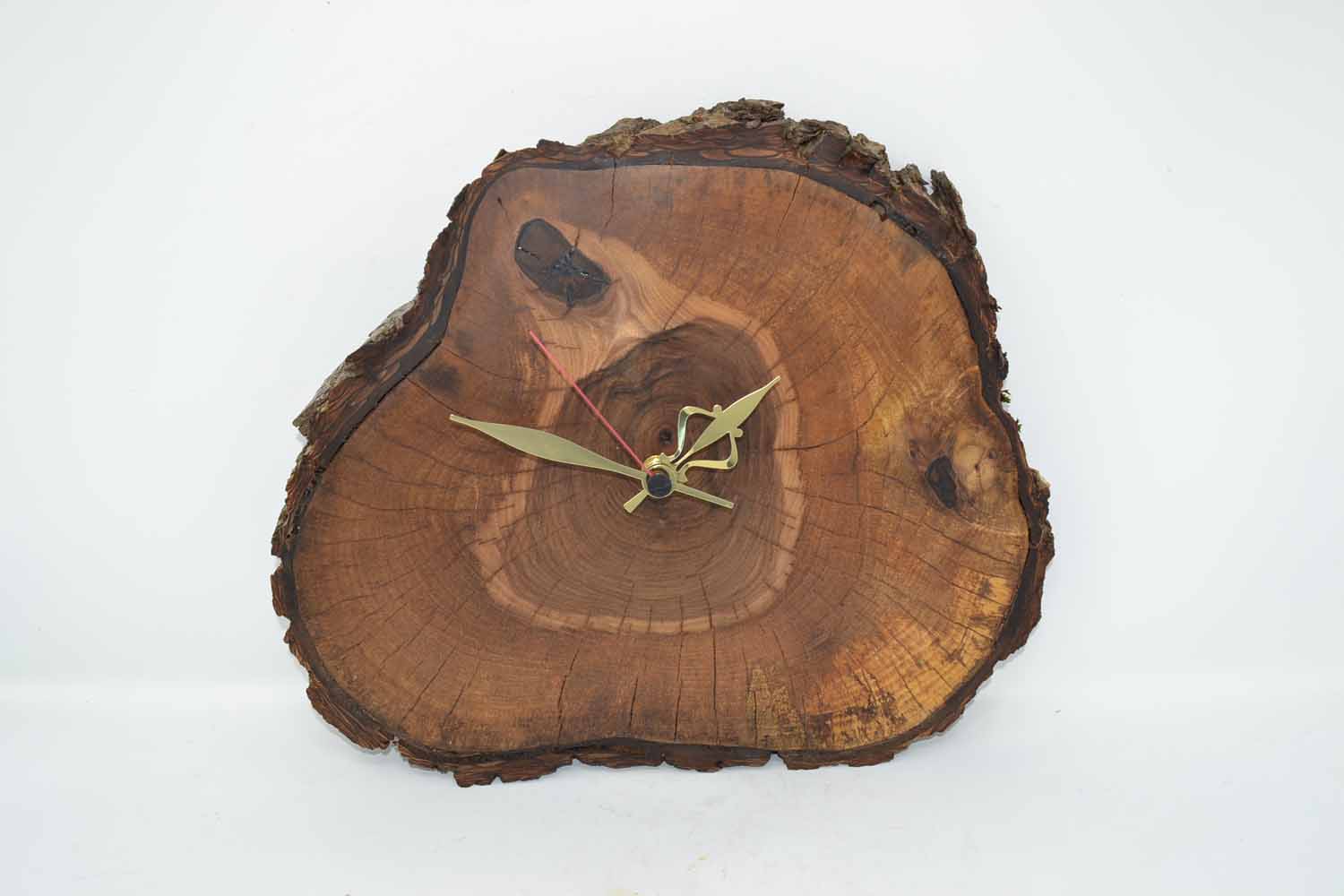 Holz Wanduhr aus Walnussholz