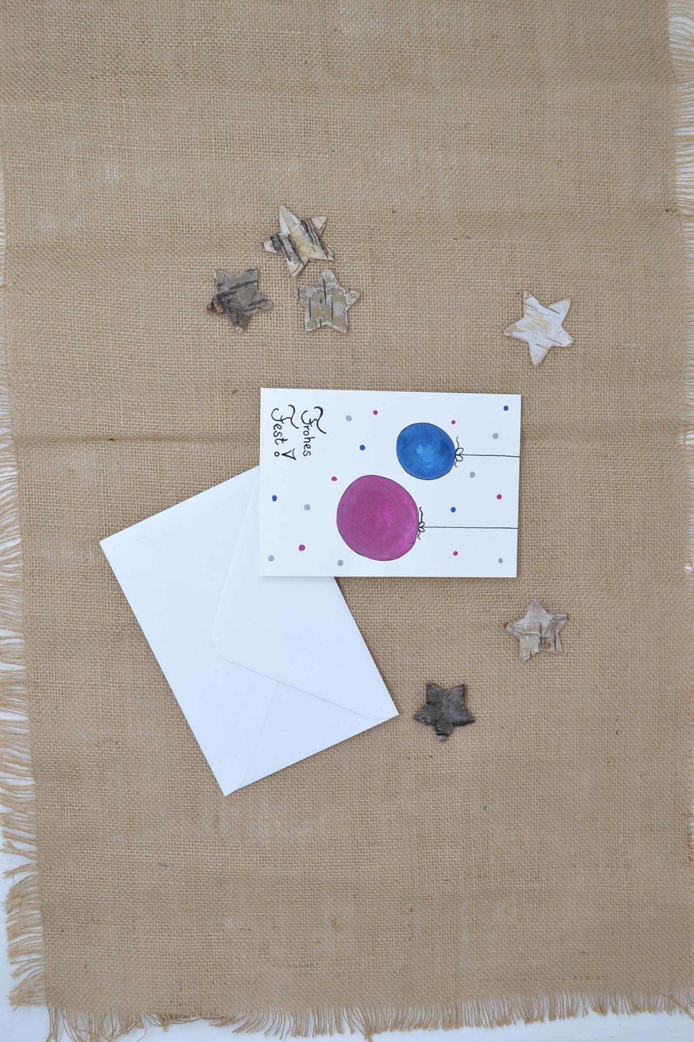 Weihnachtskarte mit Motiv Christbaumkugeln