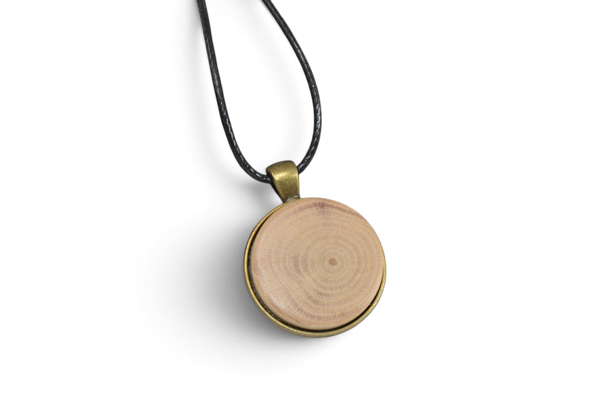 Holz Halskette aus Atlaszeder