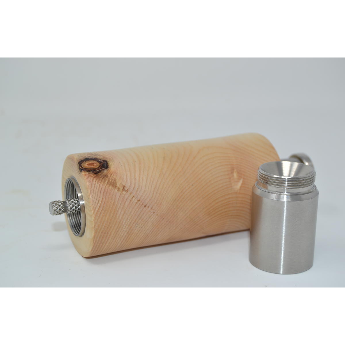 Holz Einhand Gewürzmühle aus Edelstahl und Zirbenholz