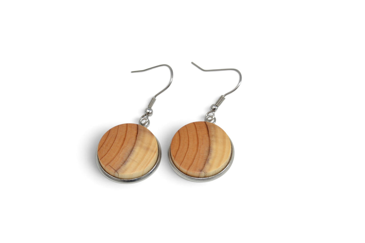 Holz Ohrringe aus Eibe