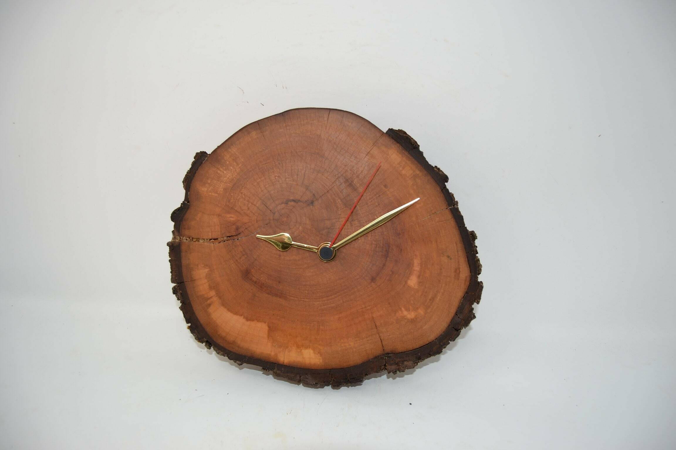 Holz Wanduhr aus Birnenholz