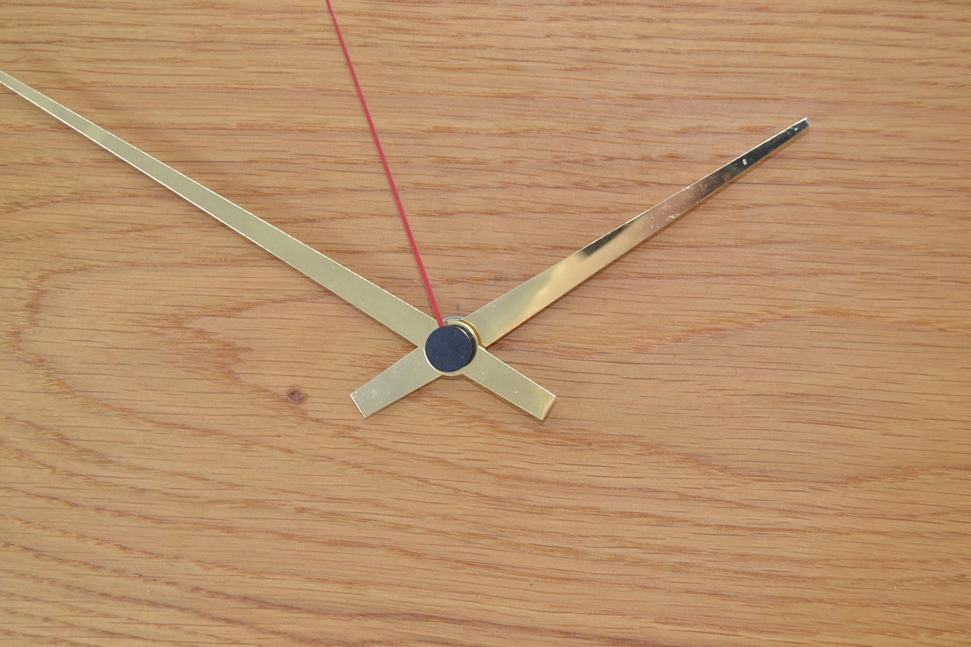 Holz Wanduhr aus Eichenholz