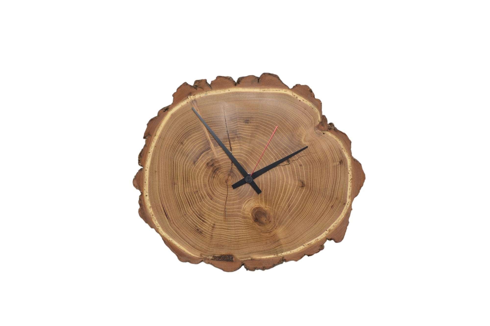 Holz Wanduhr aus Robinienholz