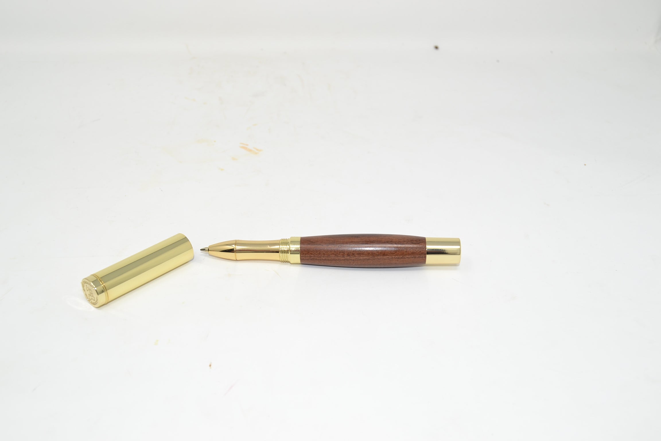 Holzfüller aus Schwarznuss