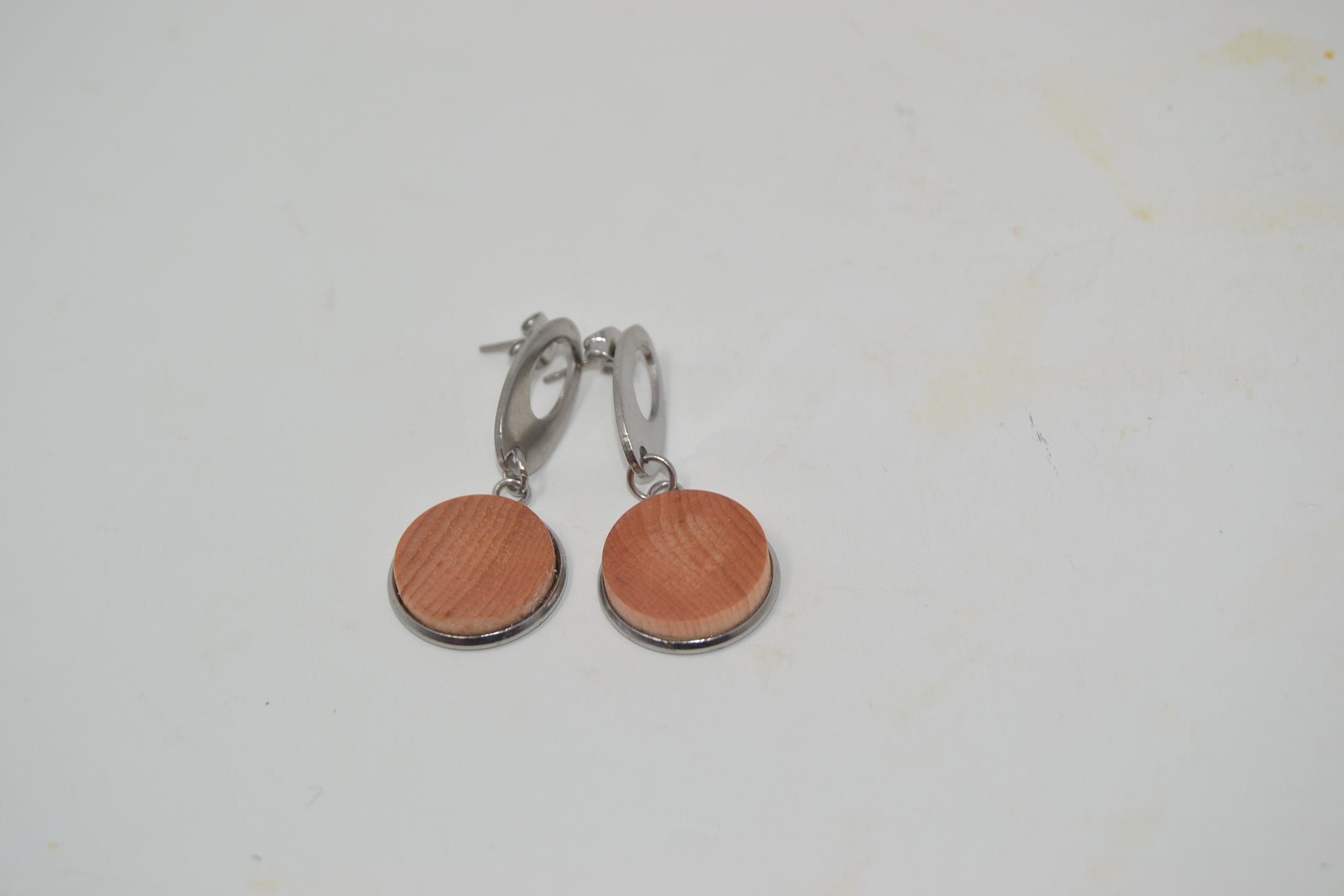 Holz Ohrringe aus Zirbenholz