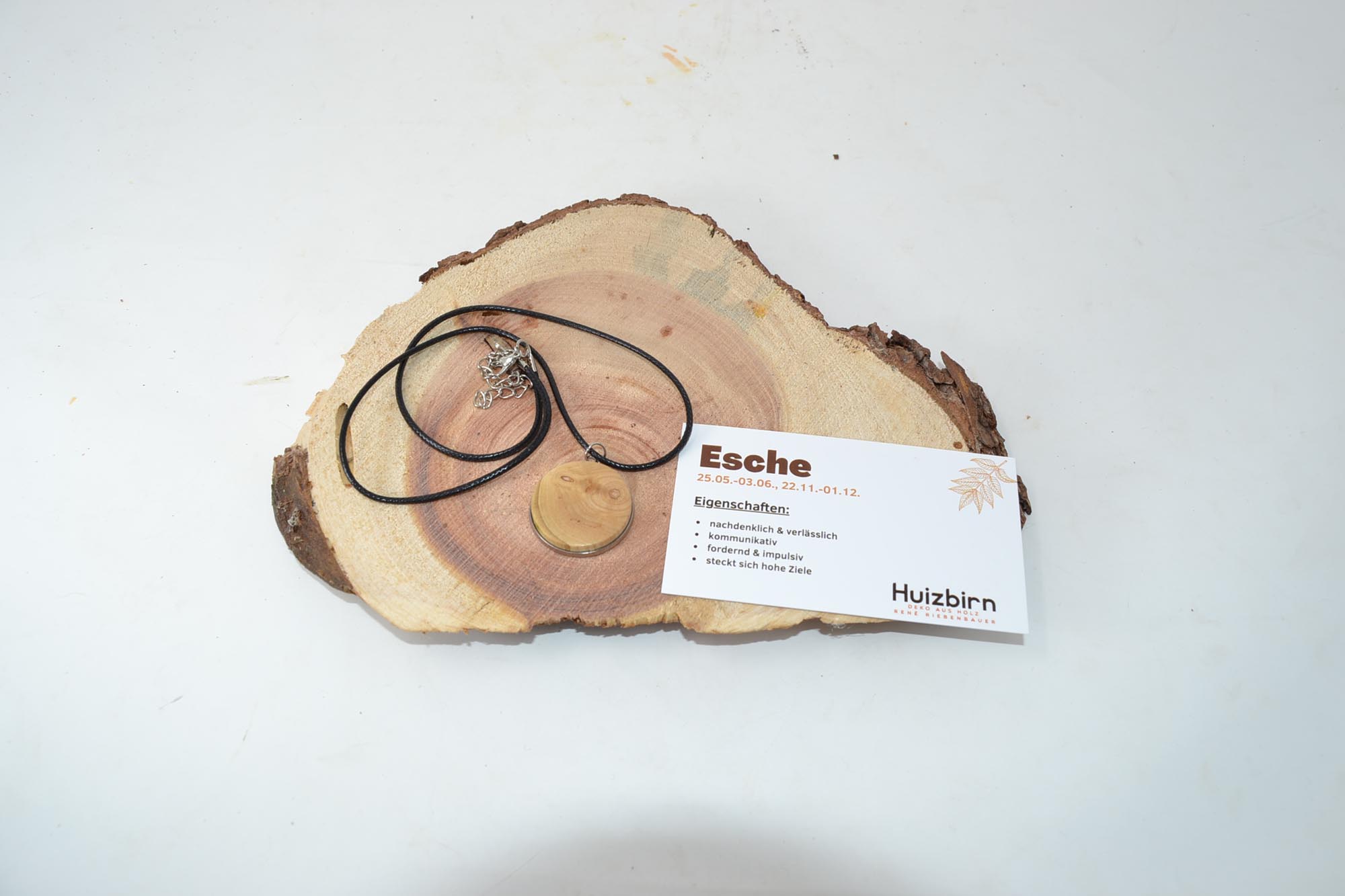 Holz Halskette "Lebensbaum Esche"