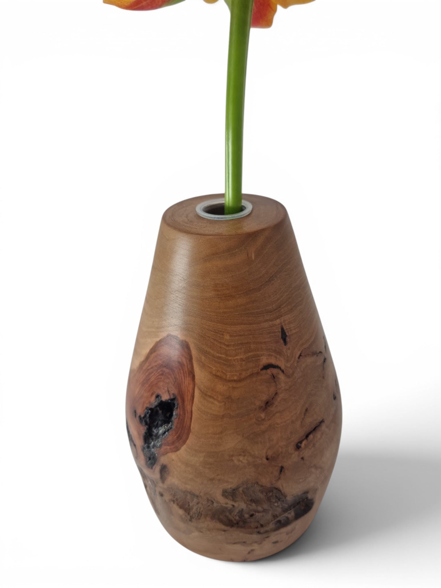 Holzvase aus Birne