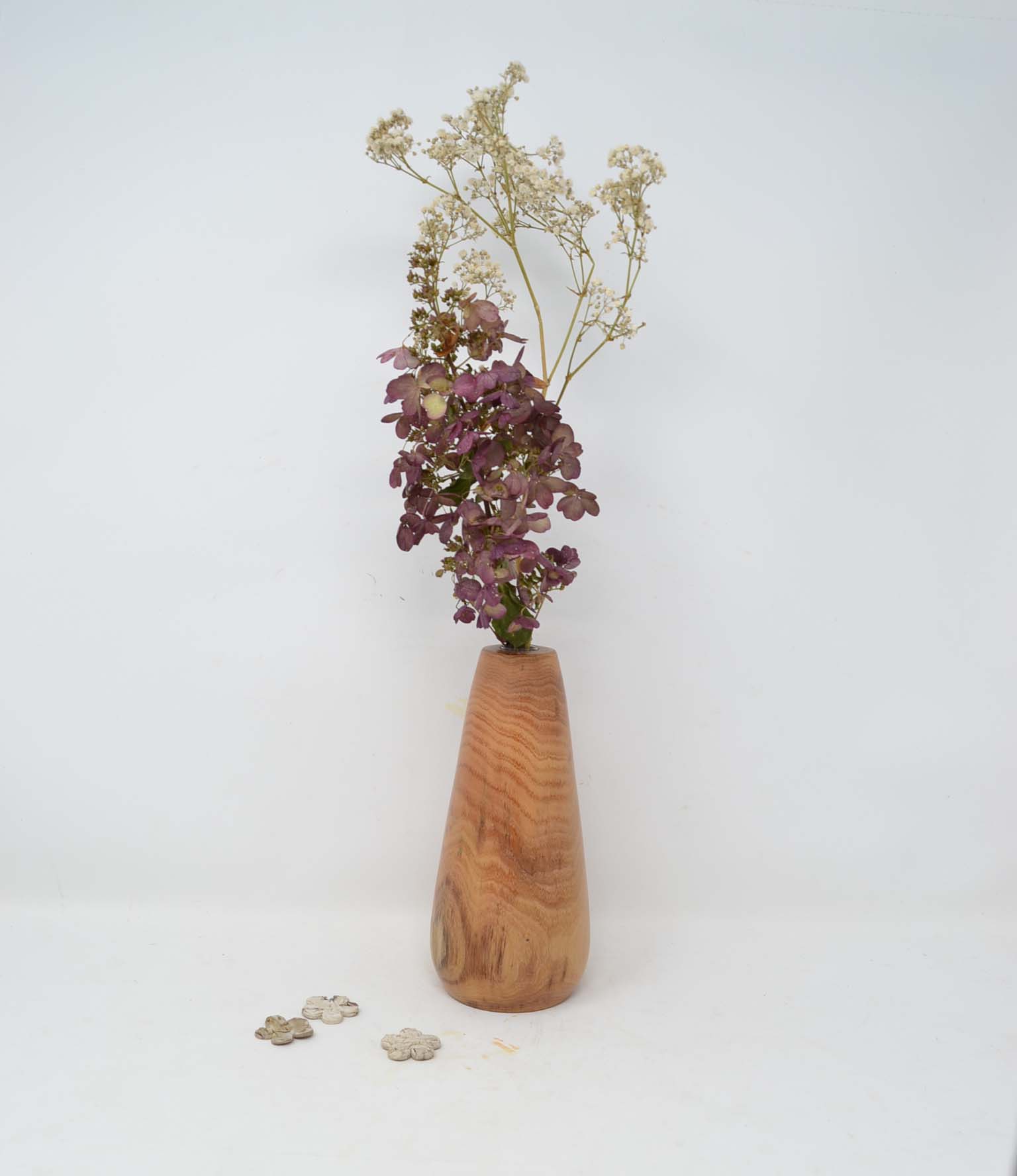 Holzvase aus Robinienholz, gedrechselt