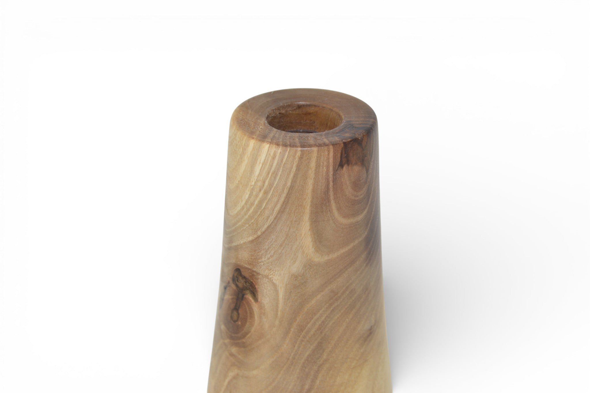Holzvase aus Walnuss-Holz