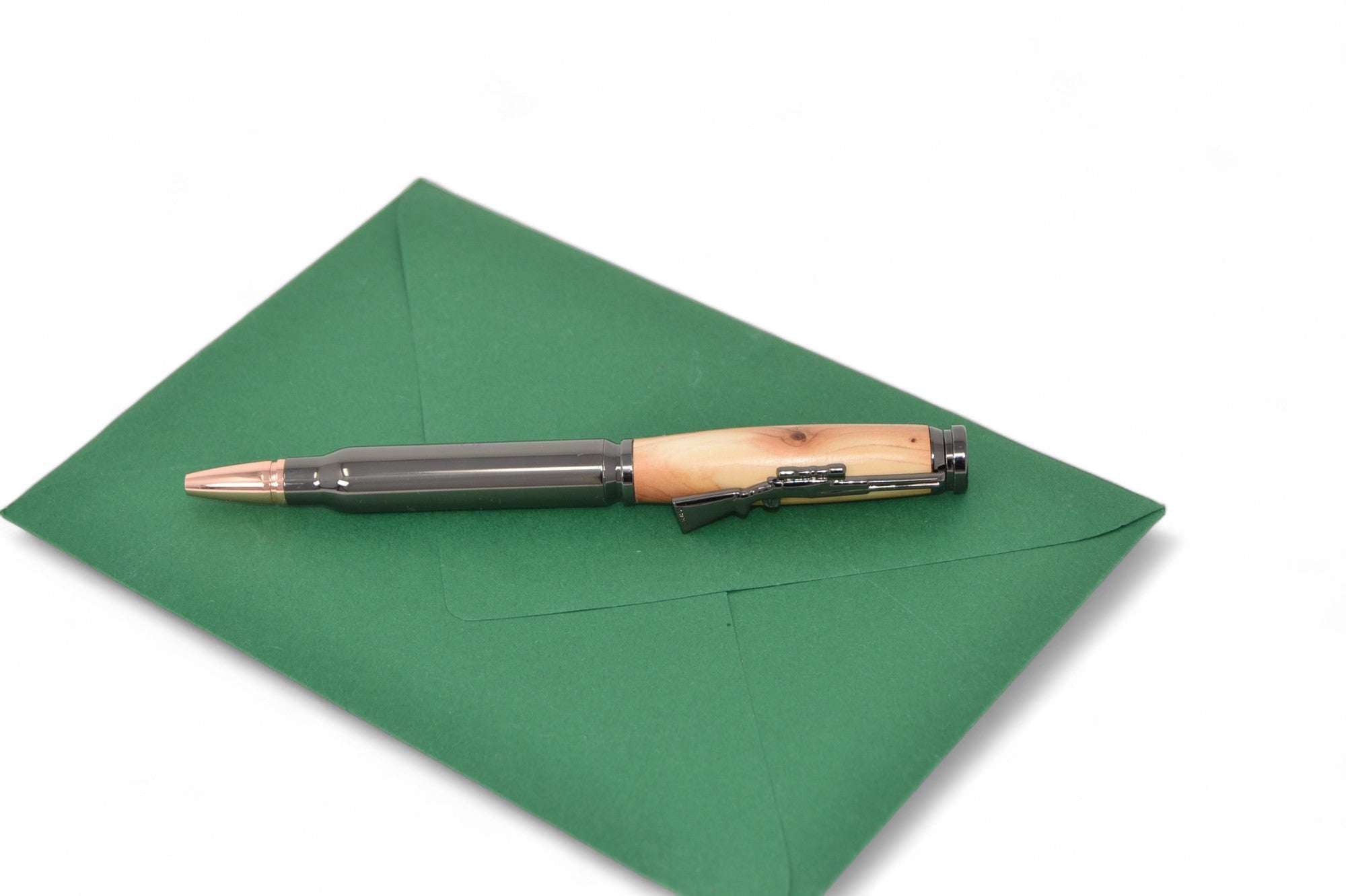 Kugelschreiber aus Wacholderholz