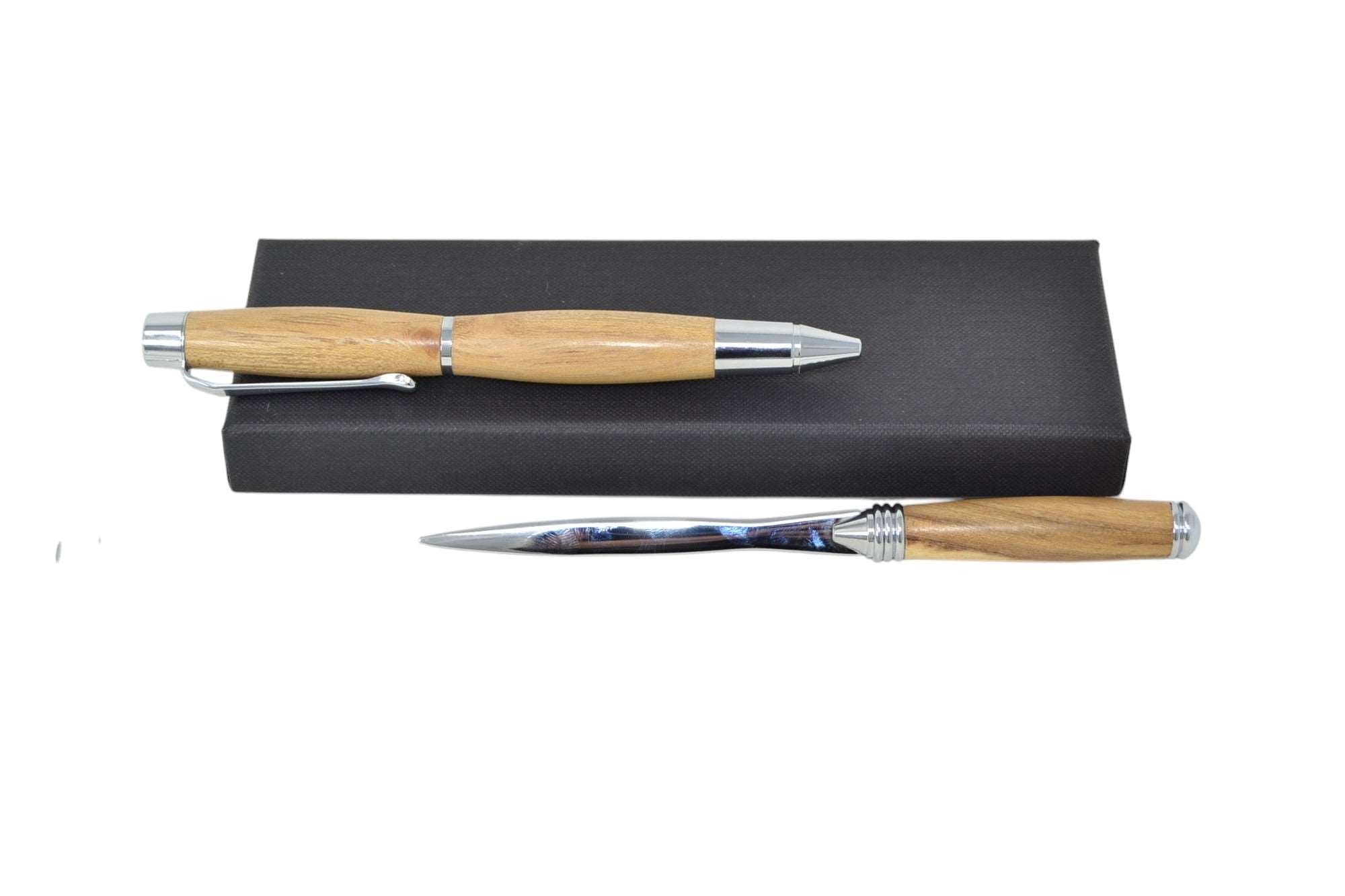 Schreibset aus Robinienholz