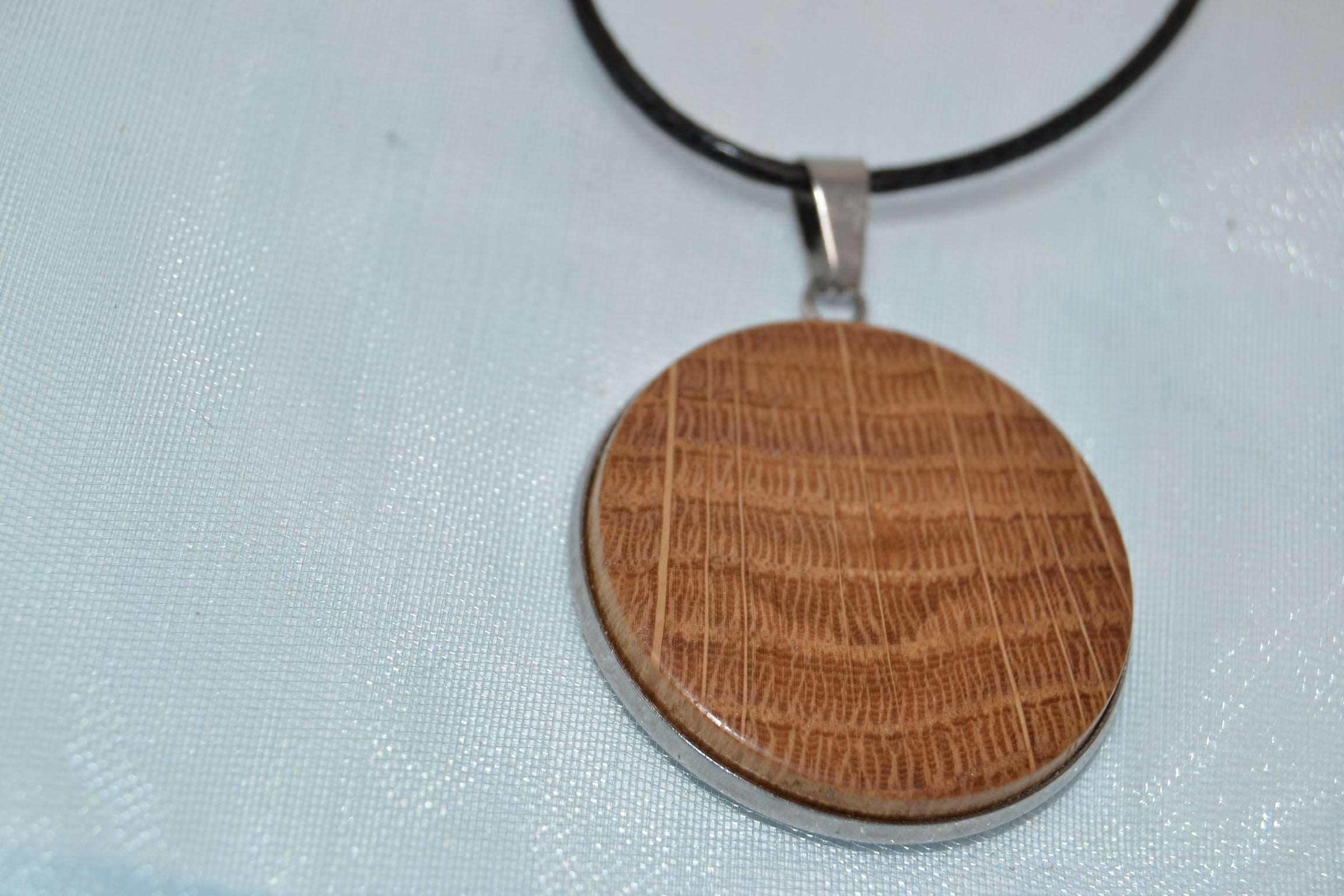 Holz Halskette Eiche 3 cm Handarbeit