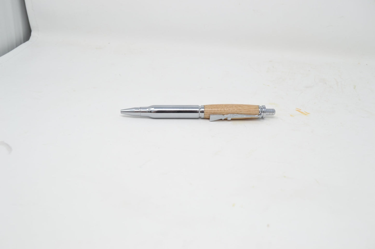 Holzkugelschreiber mit Klickmechanismus Esche