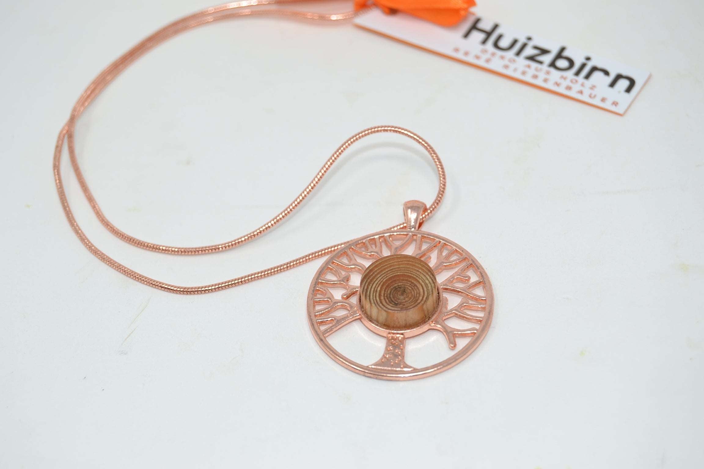 Holz Halskette Lebensbaum Lärche mit Karabiner Verschluss 3x1 cm