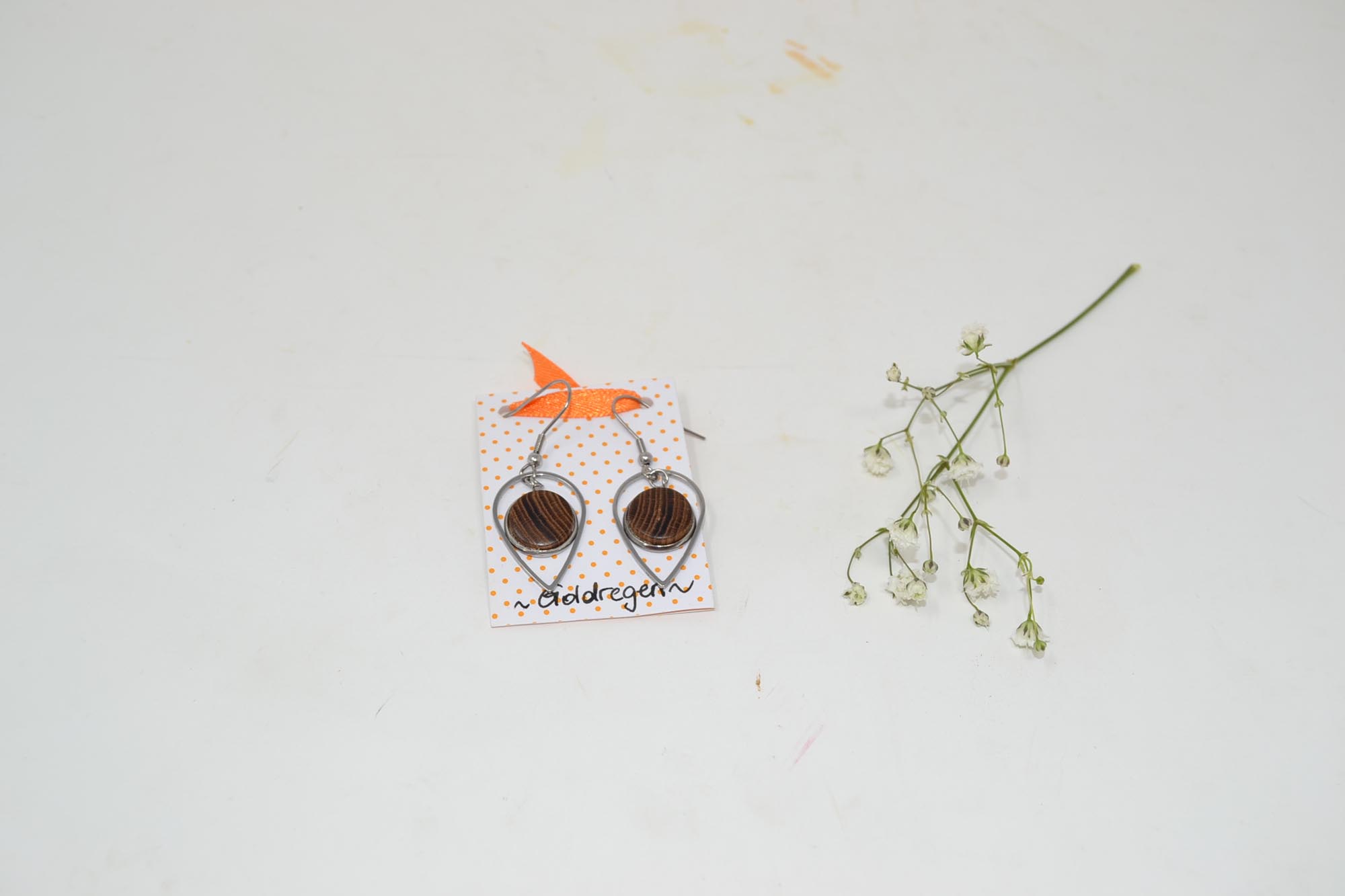 Holz Ohrringe aus Skateboard Holz