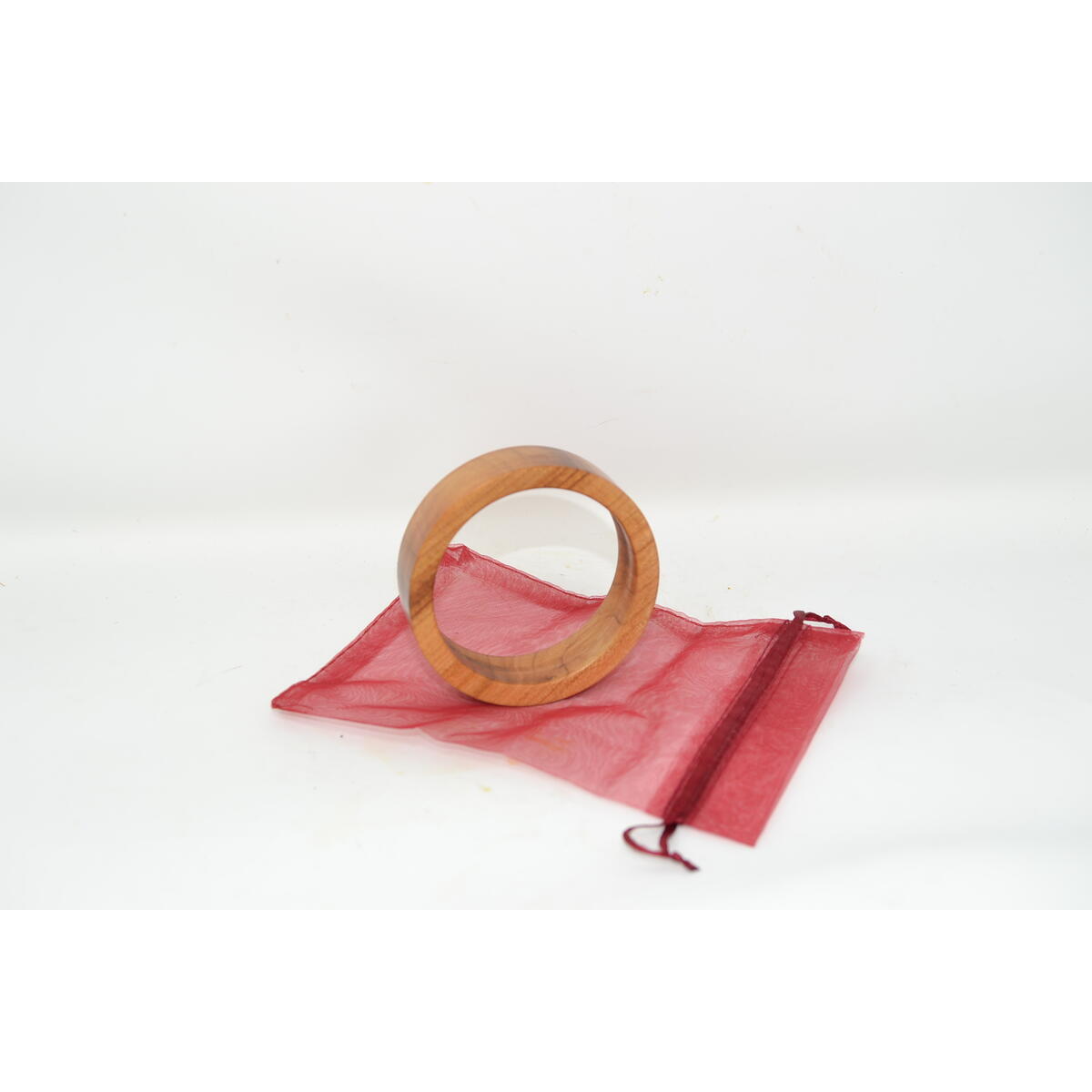 Holz Armreif aus Kirschholz