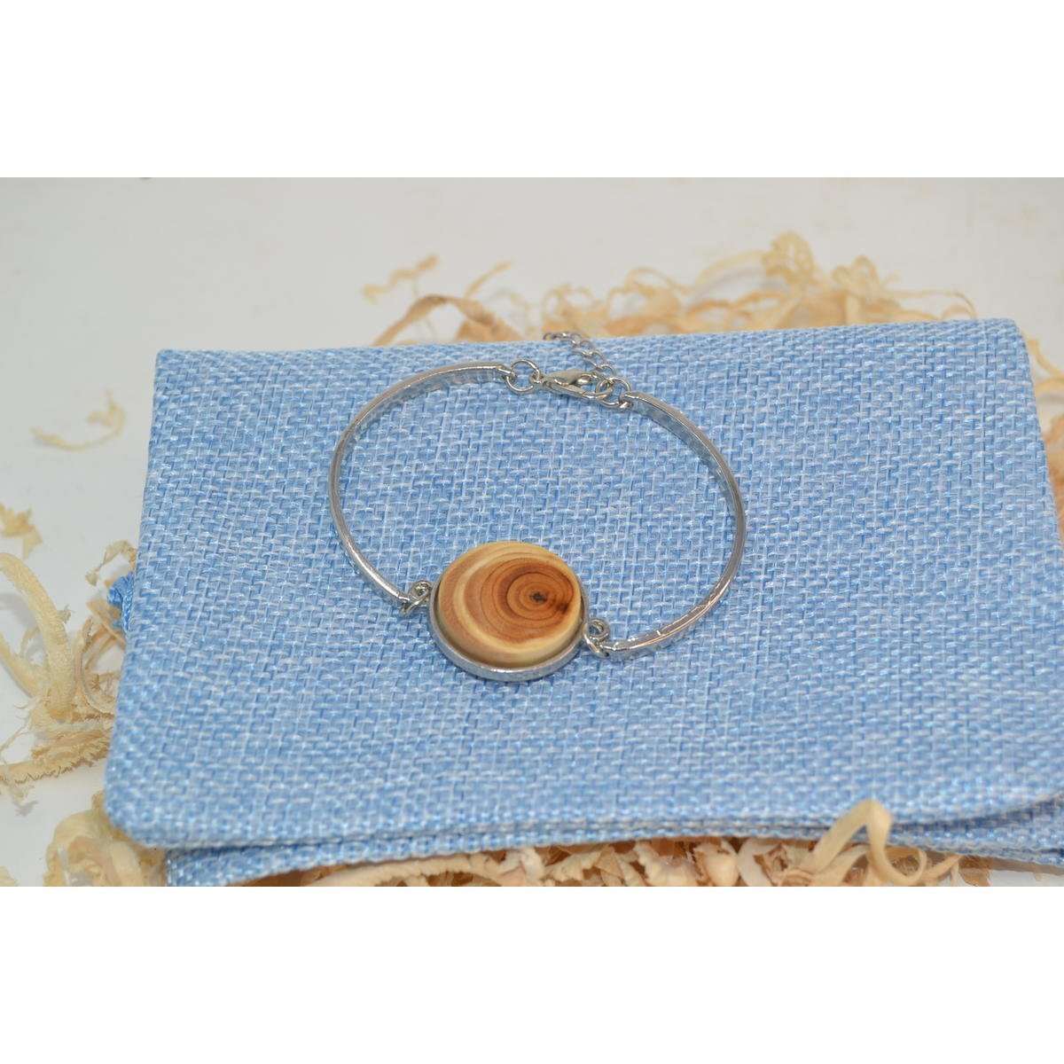 Holzarmband aus Eibe