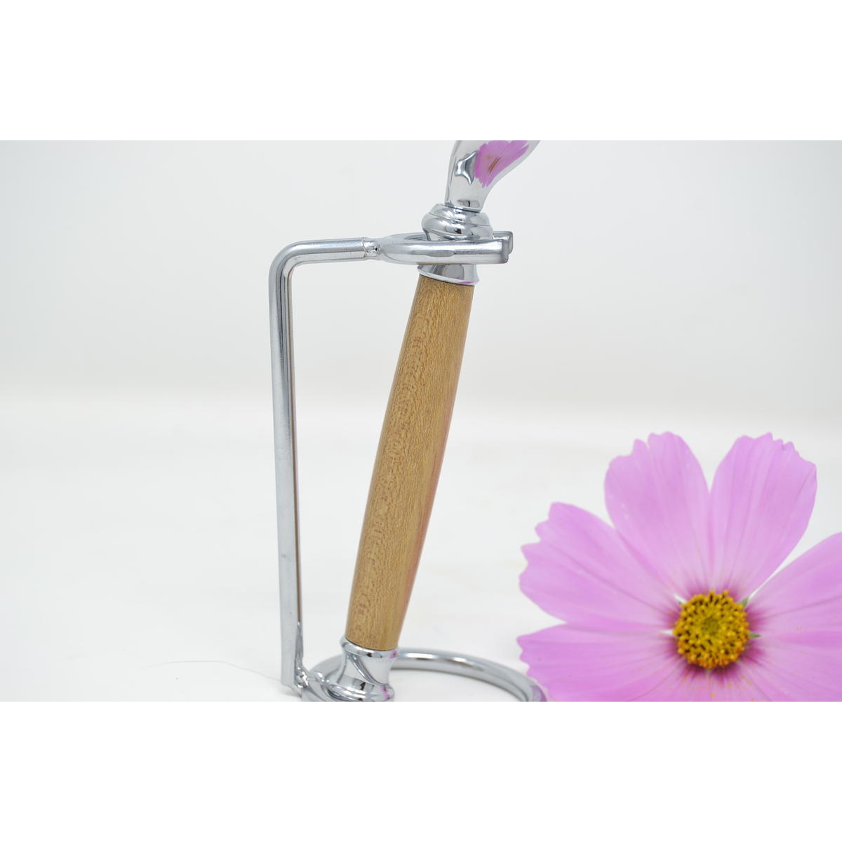 Rasierer aus Robinie