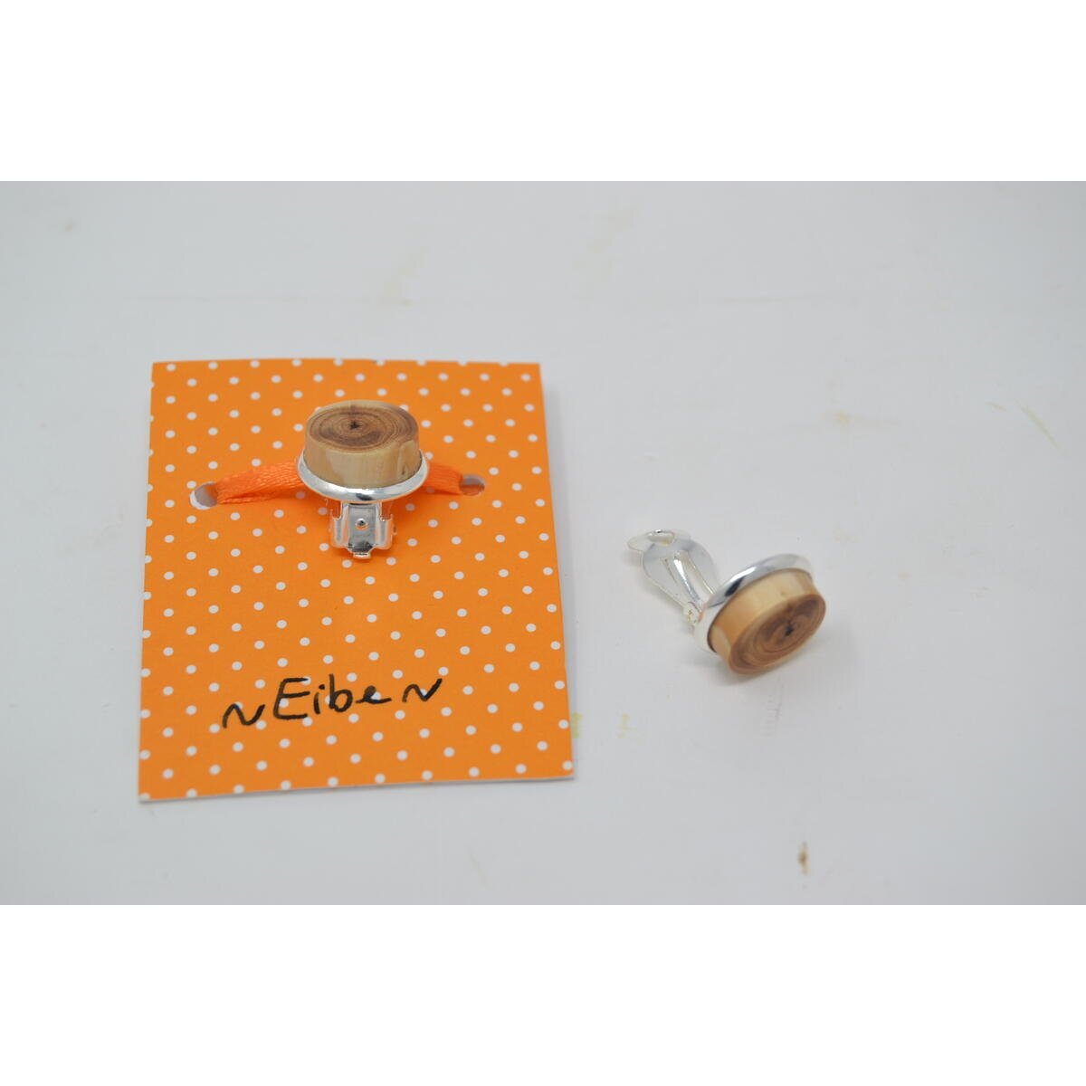 Holz Ohrclips aus Eibenholz