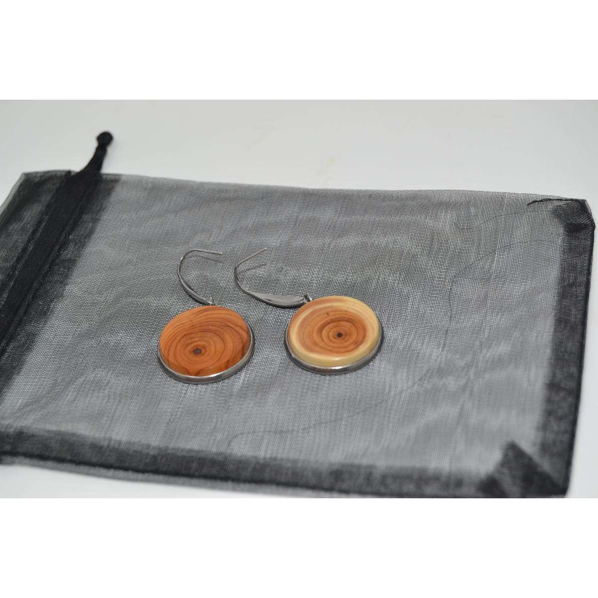 Holz Ohrringe Eibe 2 cm Handarbeit