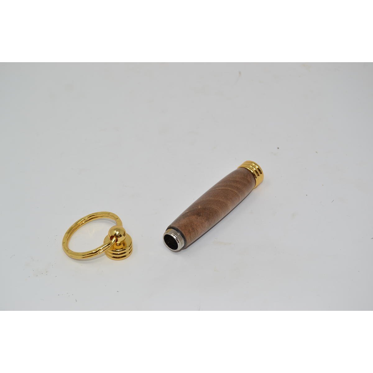 Holz Schlüsselanhänger aus Walnuss