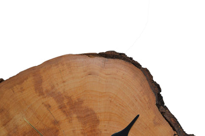 Holz Wanduhr 25x24 cm Erle Baumscheibenuhr Handarbeit