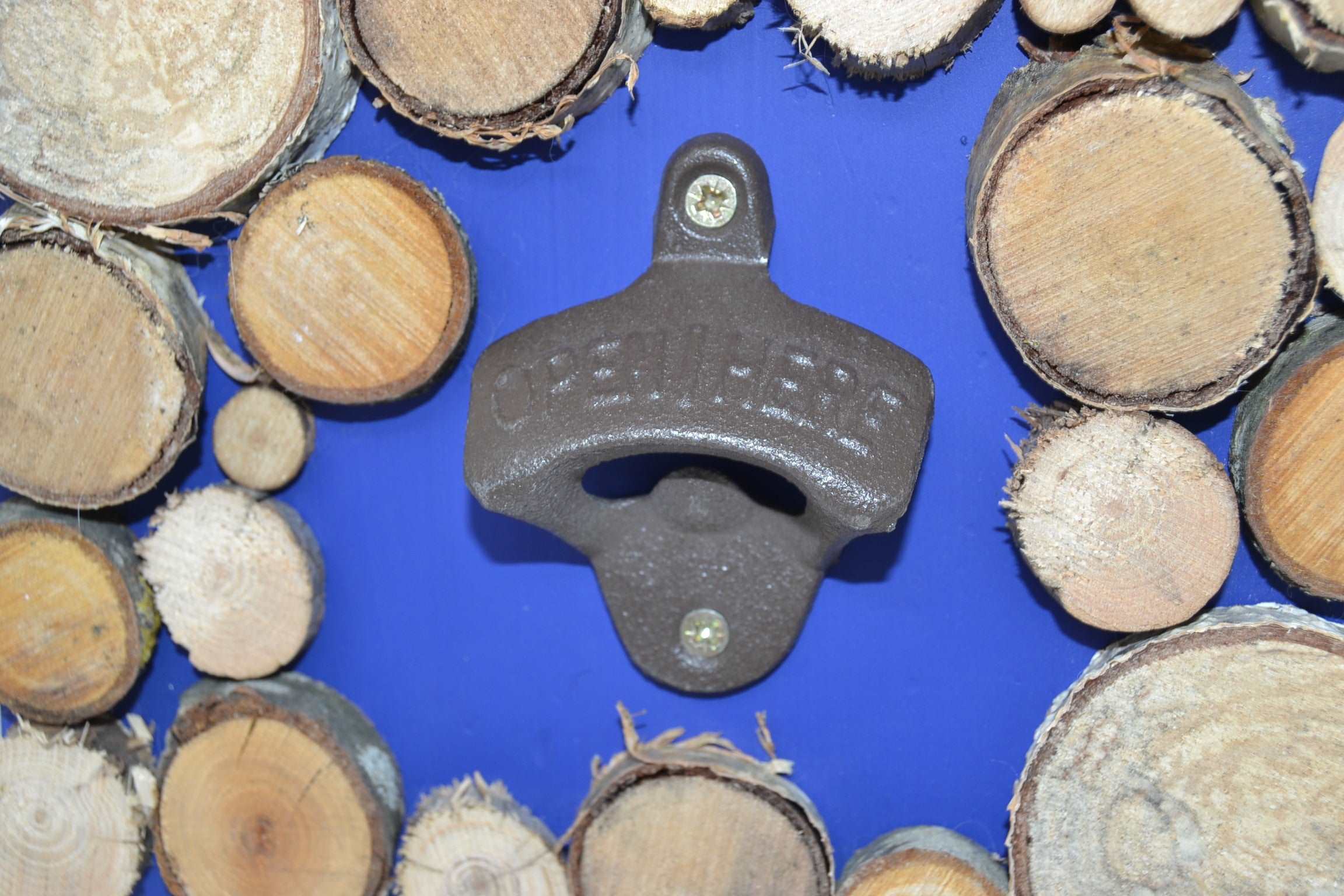 Holzbild Bier Flaschenöffner 37,5x21 Männergeschenk für Bierliebhaber Handarbeit