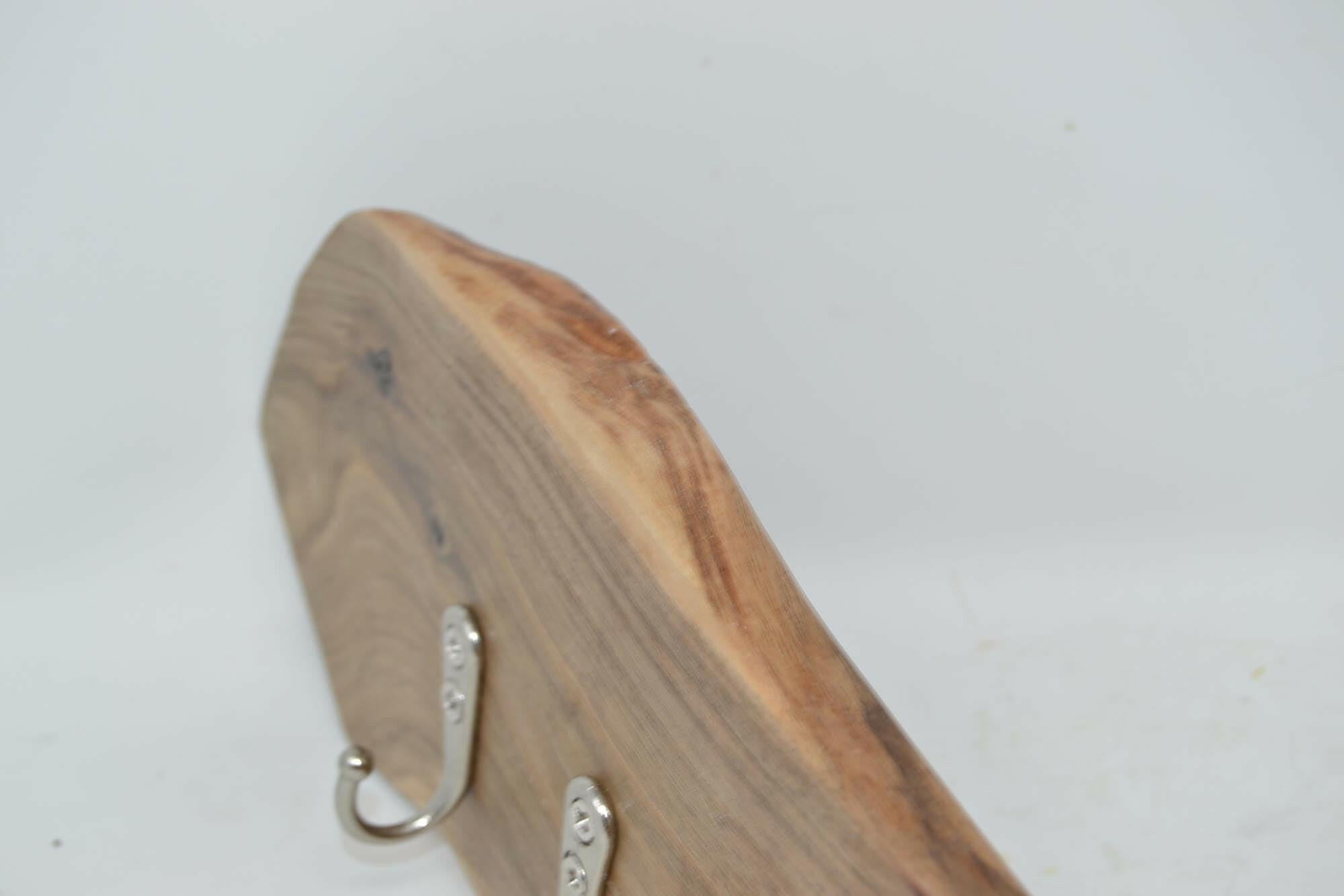 Holz Garderorbe aus Walnussholz