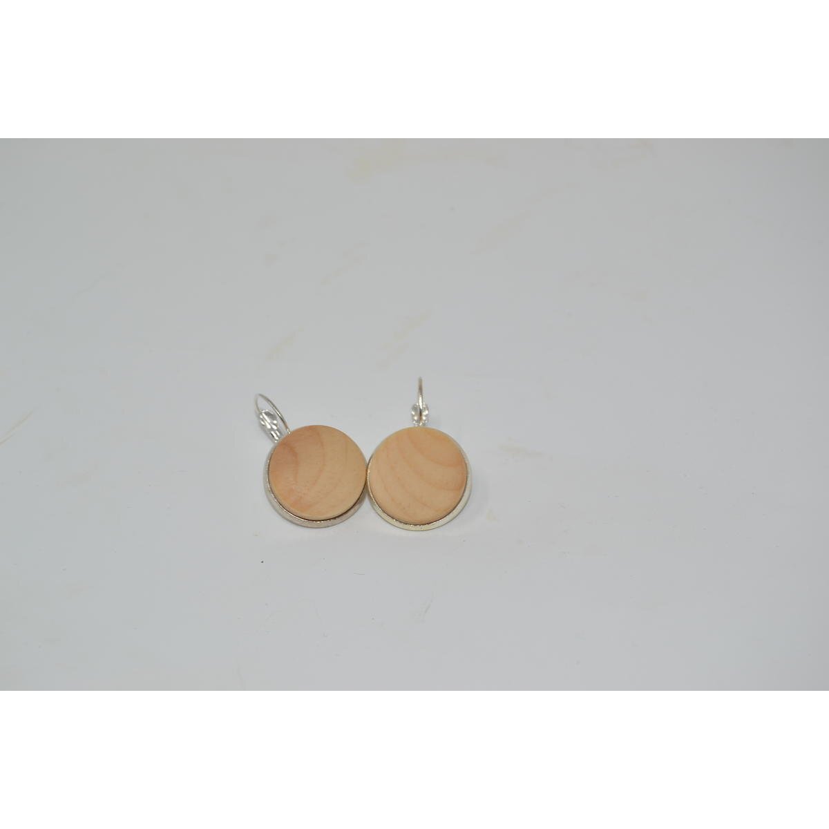 Holzohrringe aus Zirbenholz