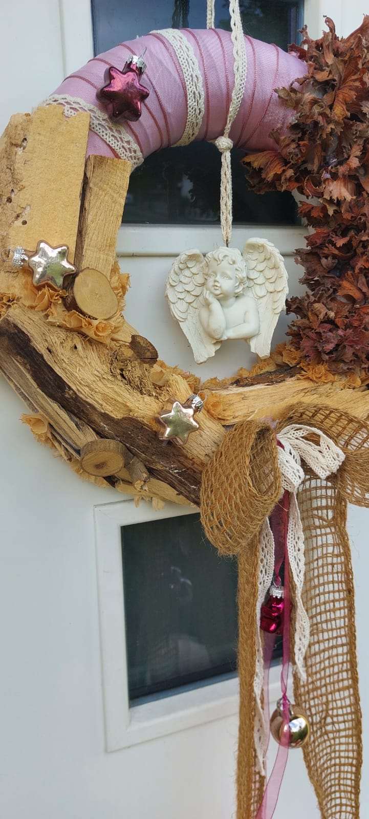 Handgefertigter Weihnachtstürkranz