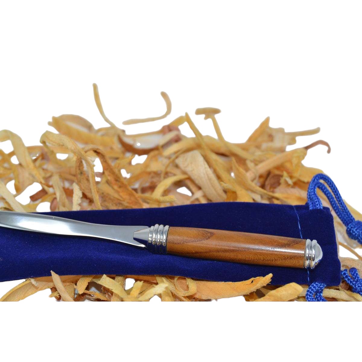 Holzbrieföffner aus Essigbaum