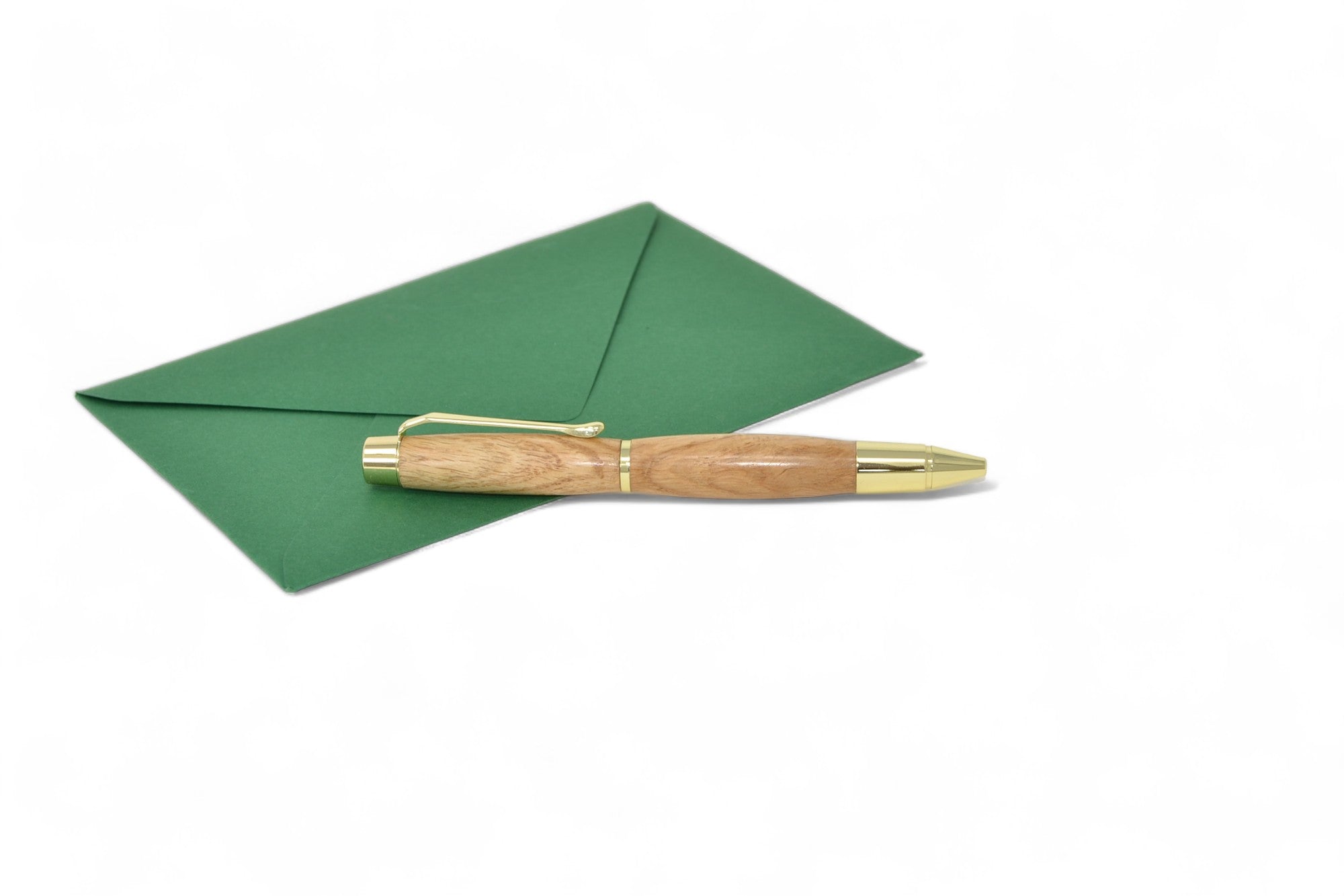 Hochwertiger Holzkugelschreiber aus Eiche, vergoldet