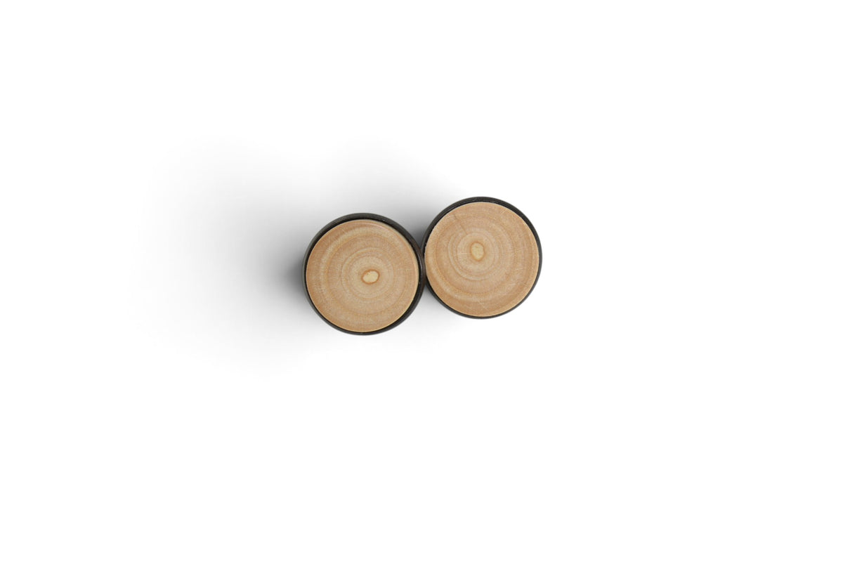 Holz Ohrstecker aus Esche