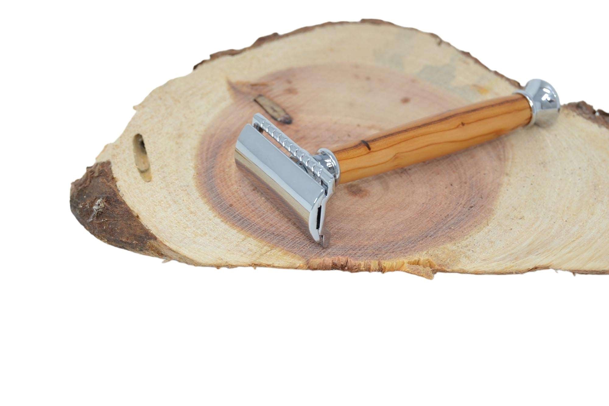Rasierhobel aus Eibenholz