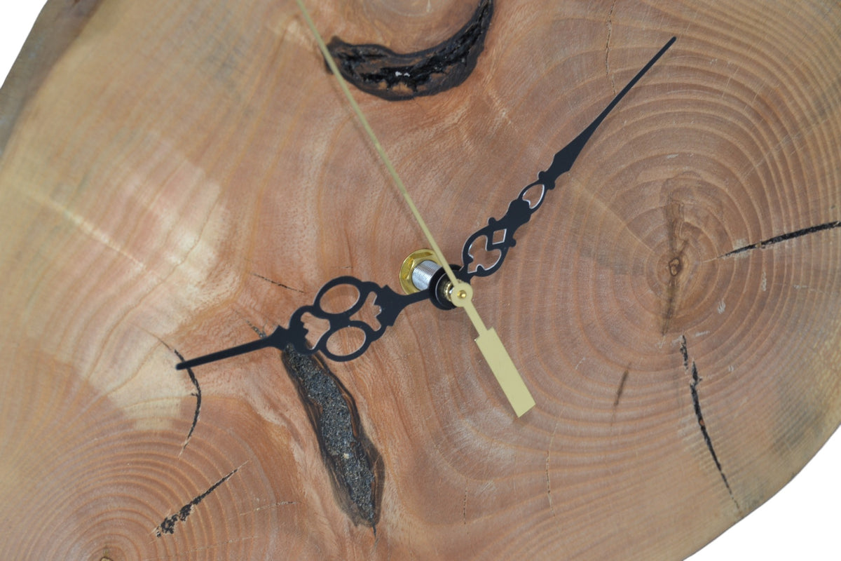 Einzigartige Holz Wanduhr aus Eschenholz