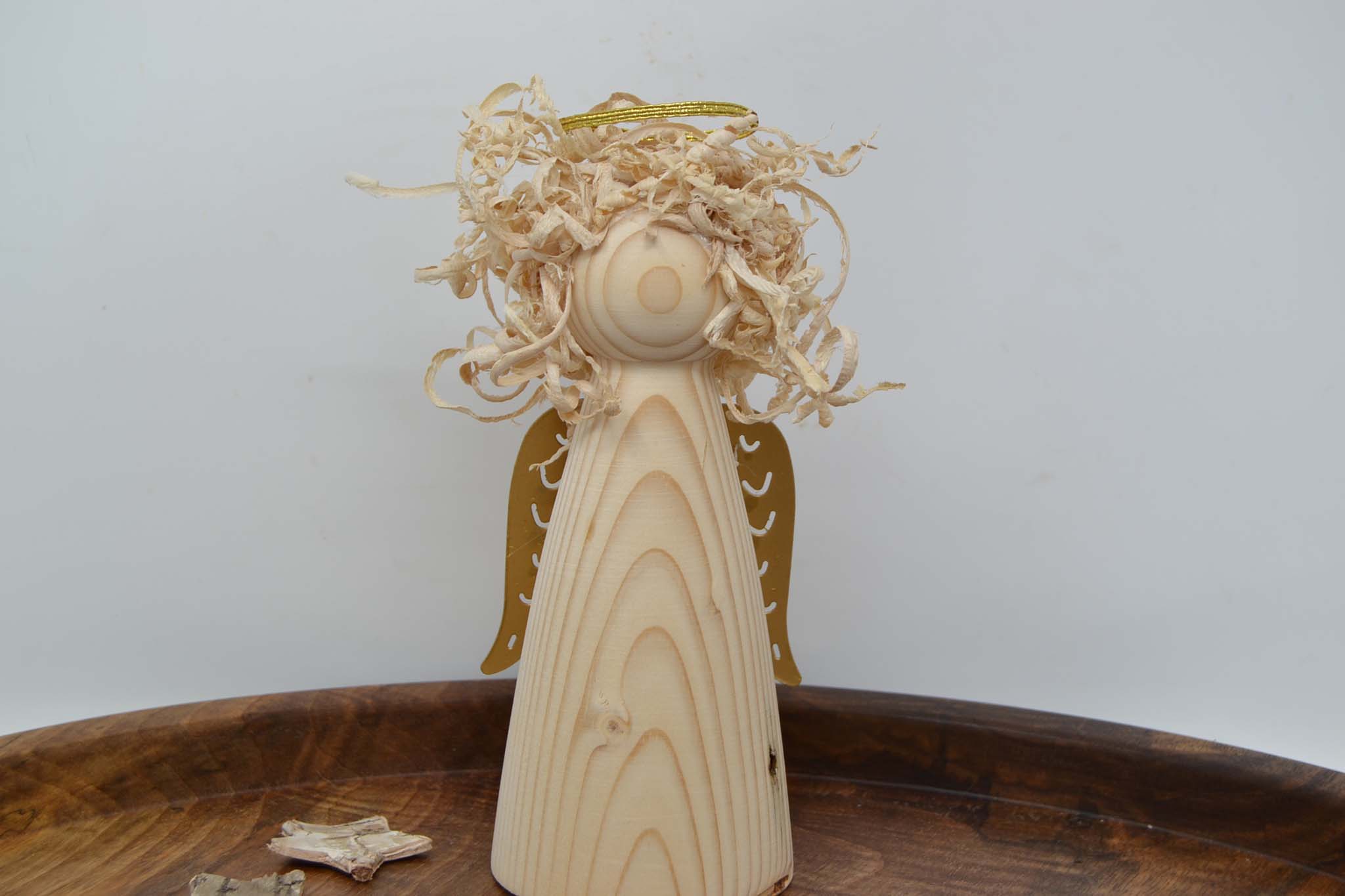 Weihnachtsdekoration Holzengel mit Flügel