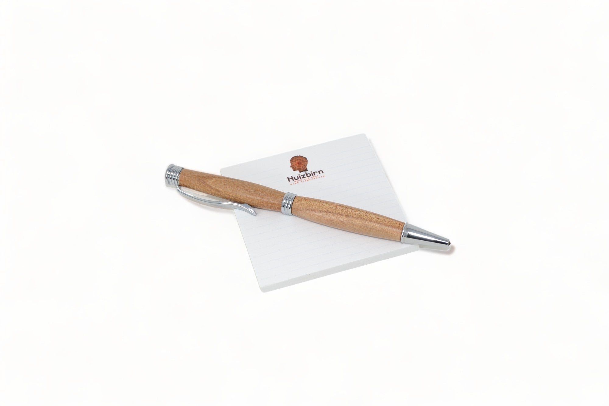 Holzkugelschreiber aus Ulme