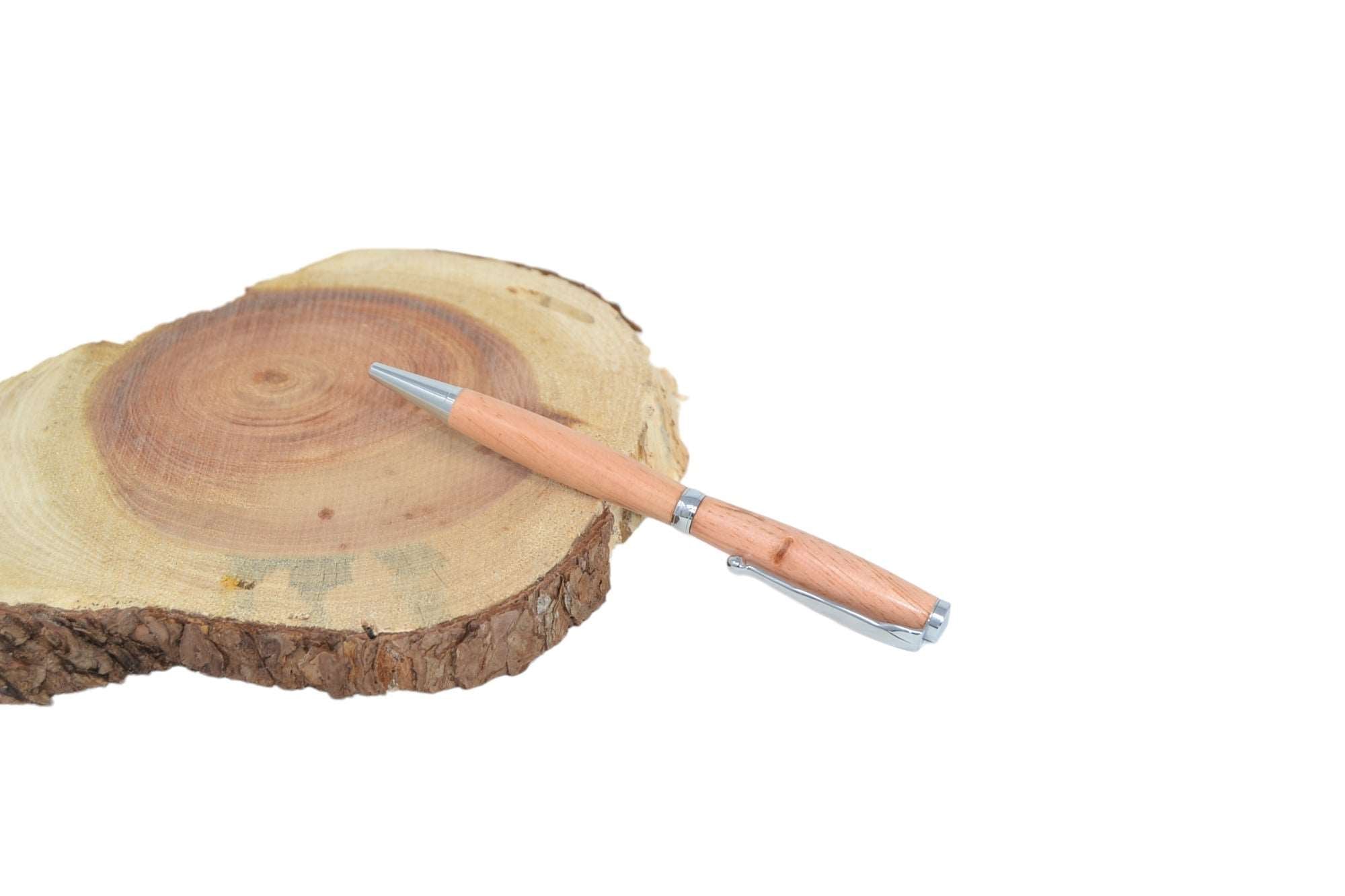 Holzkugelschreiber aus Zirbenholz