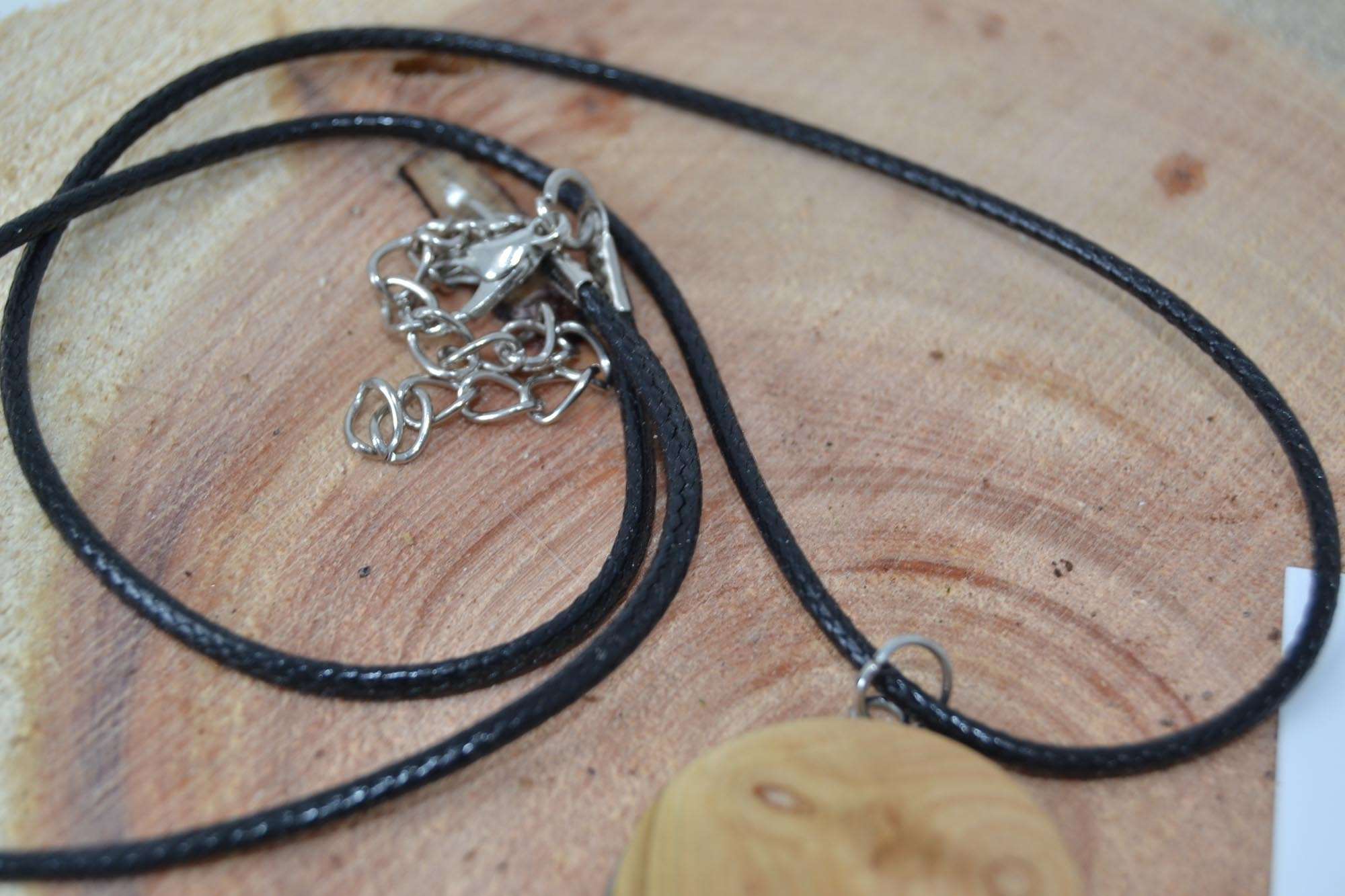 Holz Halskette "Lebensbaum Esche"